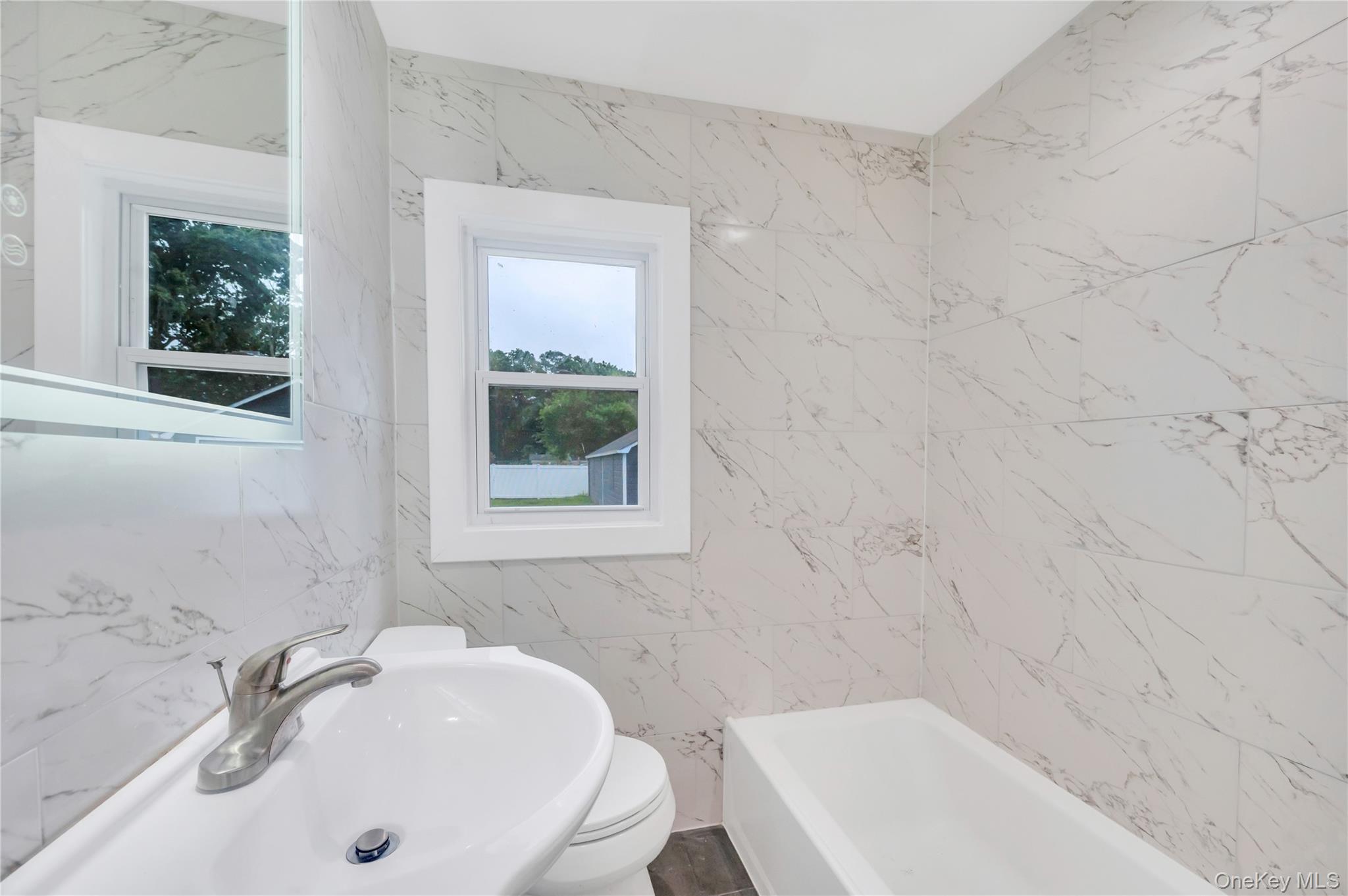 Shirley, New York, 11967, United States, 5 Bedrooms Bedrooms, ,2 BathroomsBathrooms,Residential,For Sale,1948254