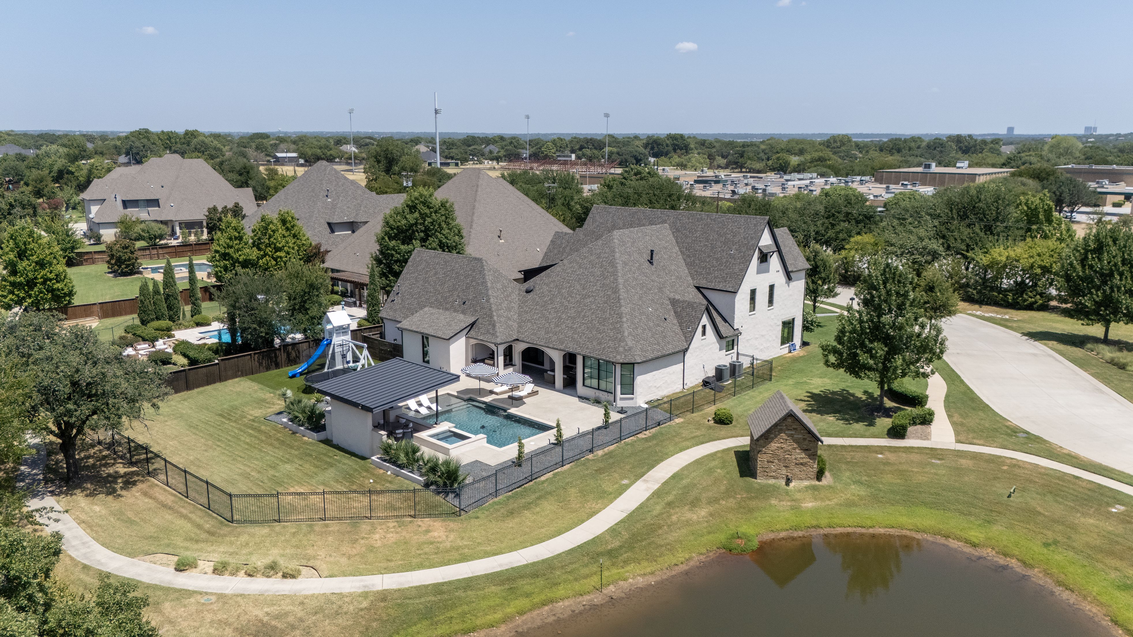  Oak Bend Reserve: Modern Luxury, Made for Living - 物件實景