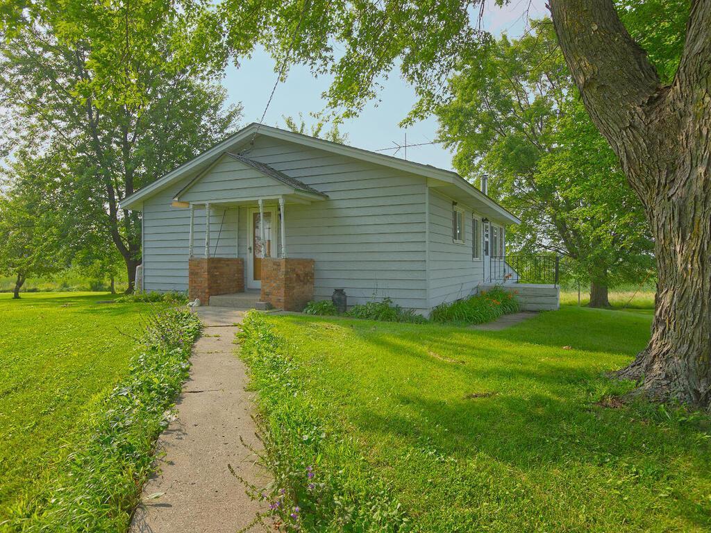 Winsted, Minnesota, 55395, United States, 2 Bedrooms Bedrooms, ,1 BathroomBathrooms,Residential,For Sale,1979675