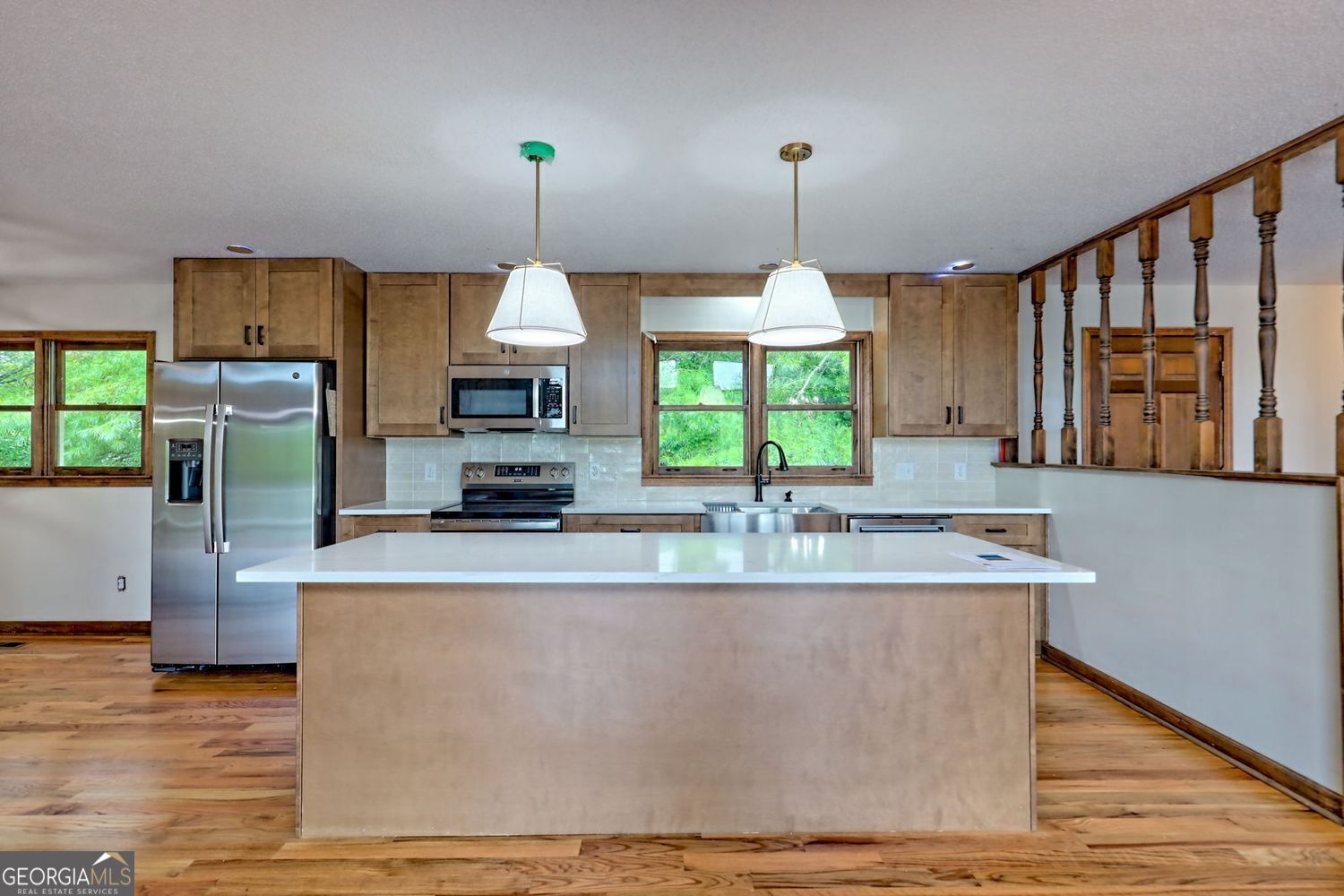 Dillard, Georgia, 30537, United States, 3 Bedrooms Bedrooms, ,2 BathroomsBathrooms,Residential,For Sale,1913990