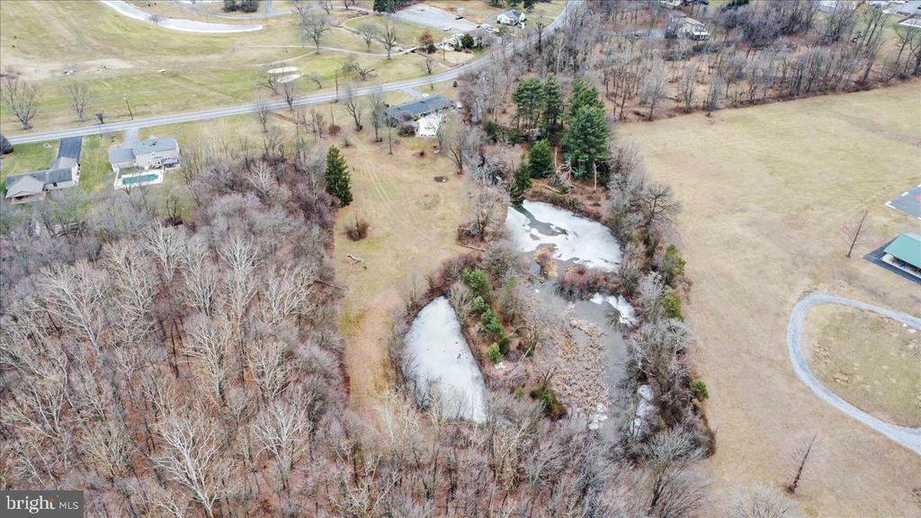 Fayetteville, Pennsylvania, 17222, United States, 3 Bedrooms Bedrooms, ,2 BathroomsBathrooms,Residential,For Sale,1928421