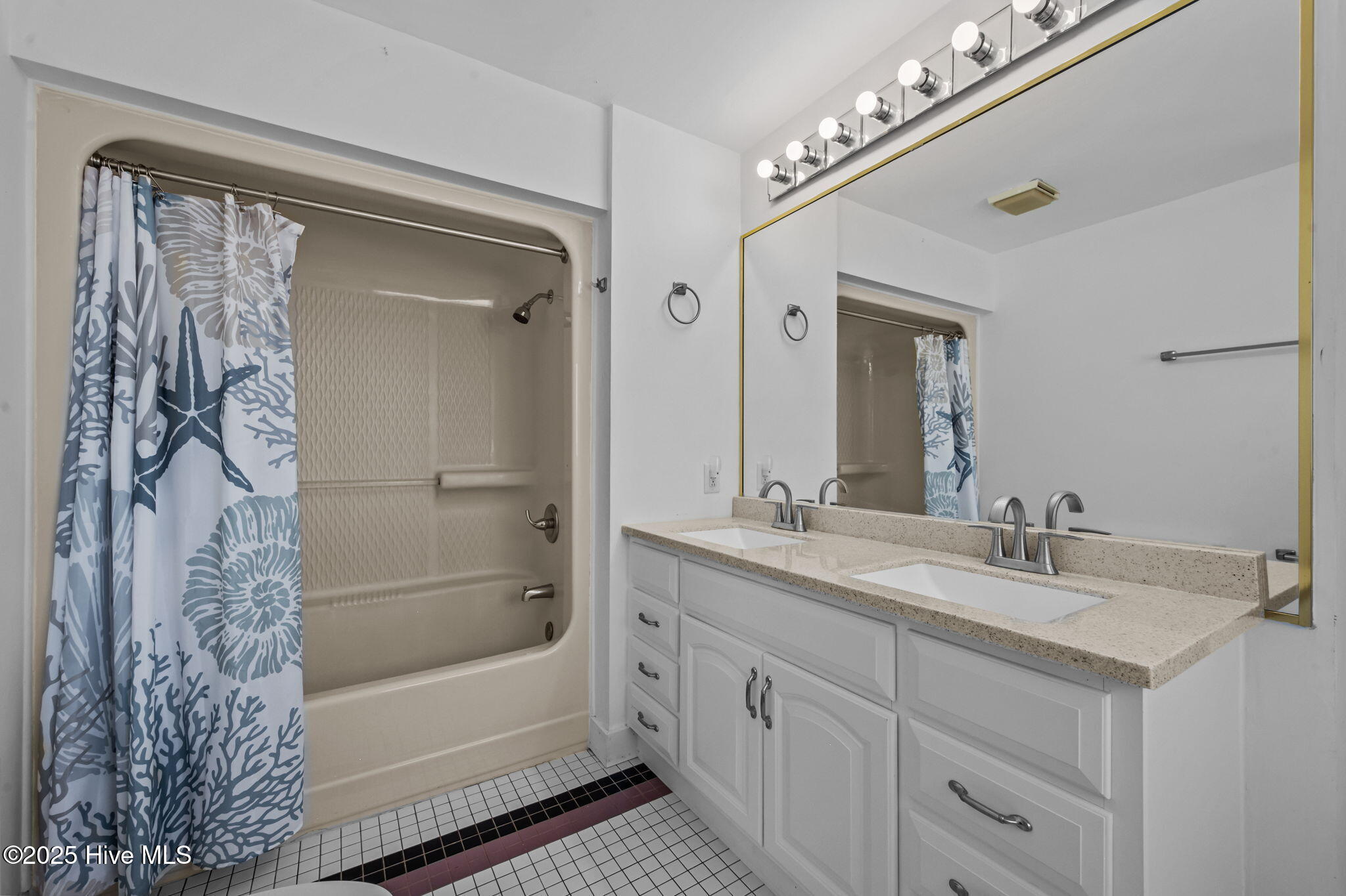 North Topsail Beach, North Carolina, 28460, United States, 5 Bedrooms Bedrooms, ,5 BathroomsBathrooms,Residential,For Sale,1912157