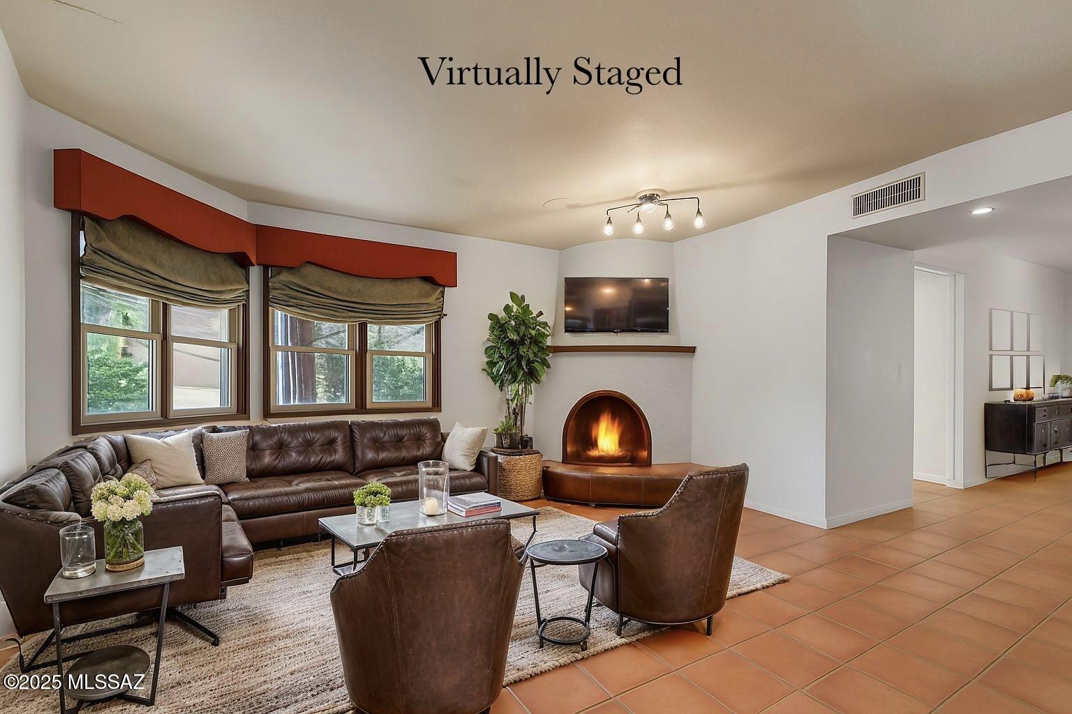 Tubac, Arizona, 85646, United States, 2 Bedrooms Bedrooms, ,3 BathroomsBathrooms,Residential,For Sale,1991588