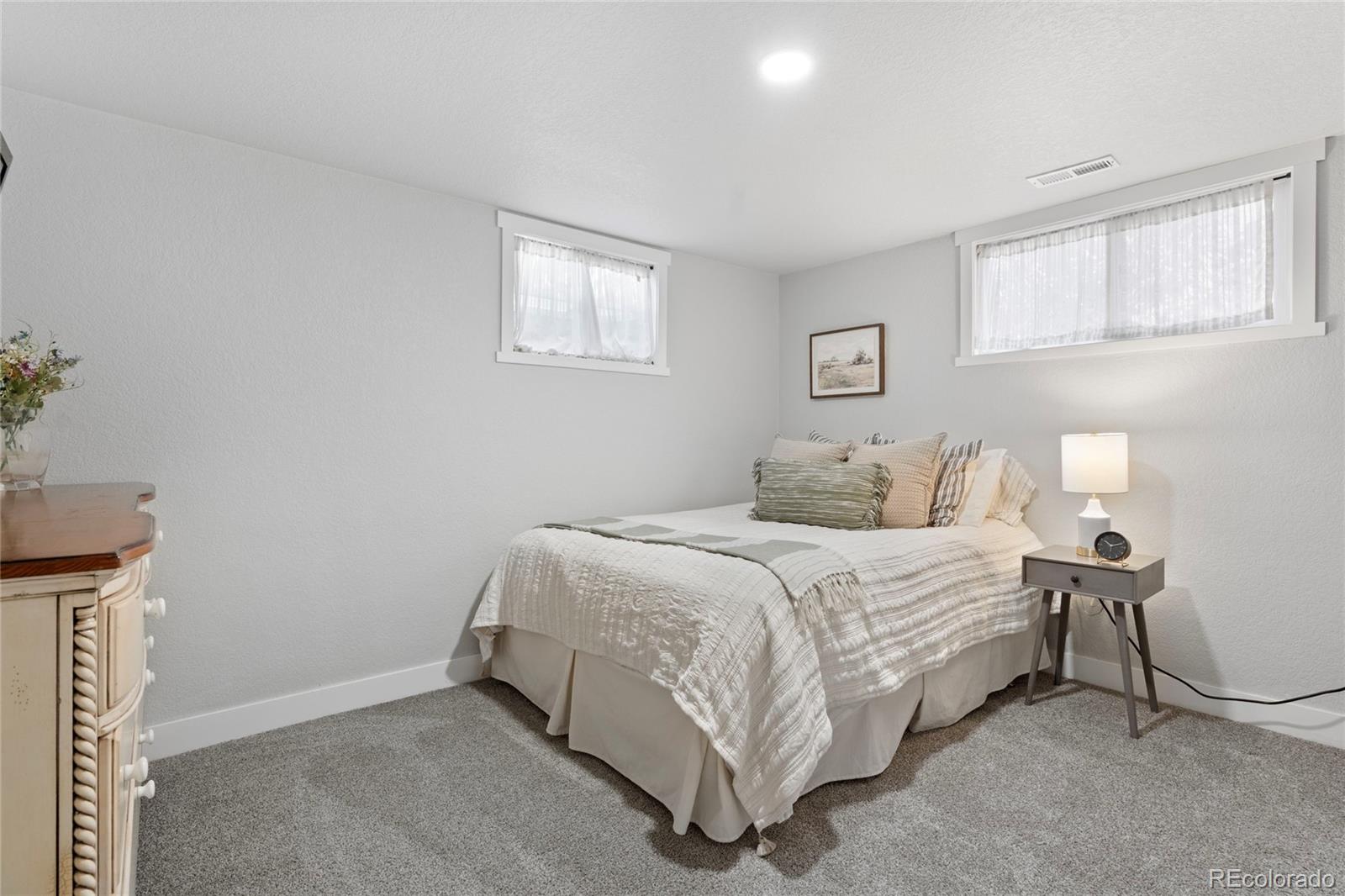 Littleton, Colorado, 80120, United States, 5 Bedrooms Bedrooms, ,1 BathroomBathrooms,Residential,For Sale,1940390