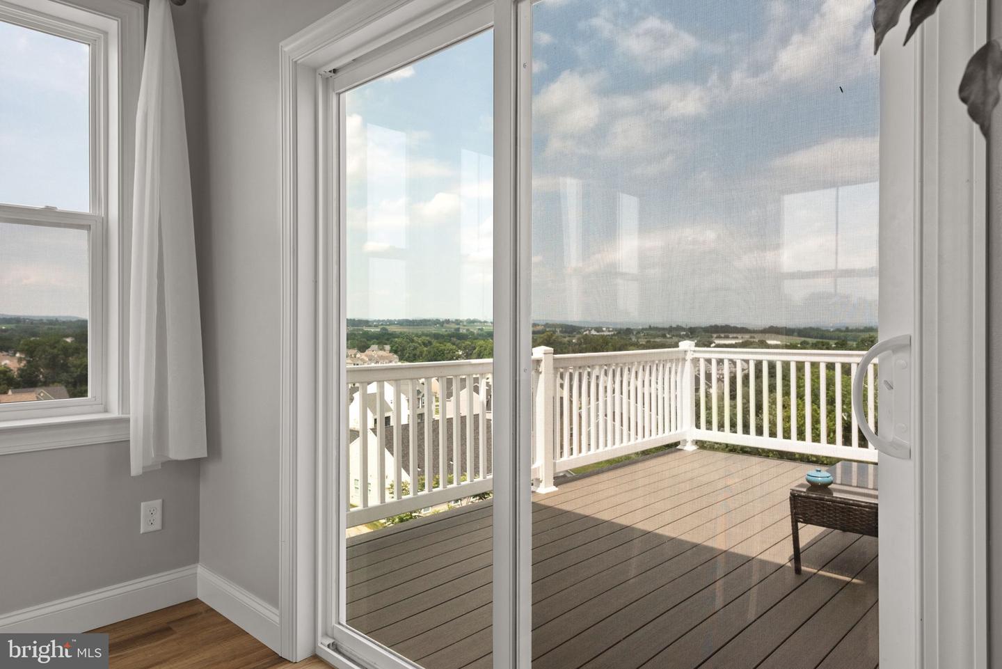 Lititz, Pennsylvania, 17543, United States, 4 Bedrooms Bedrooms, ,3 BathroomsBathrooms,Residential,For Sale,1905987
