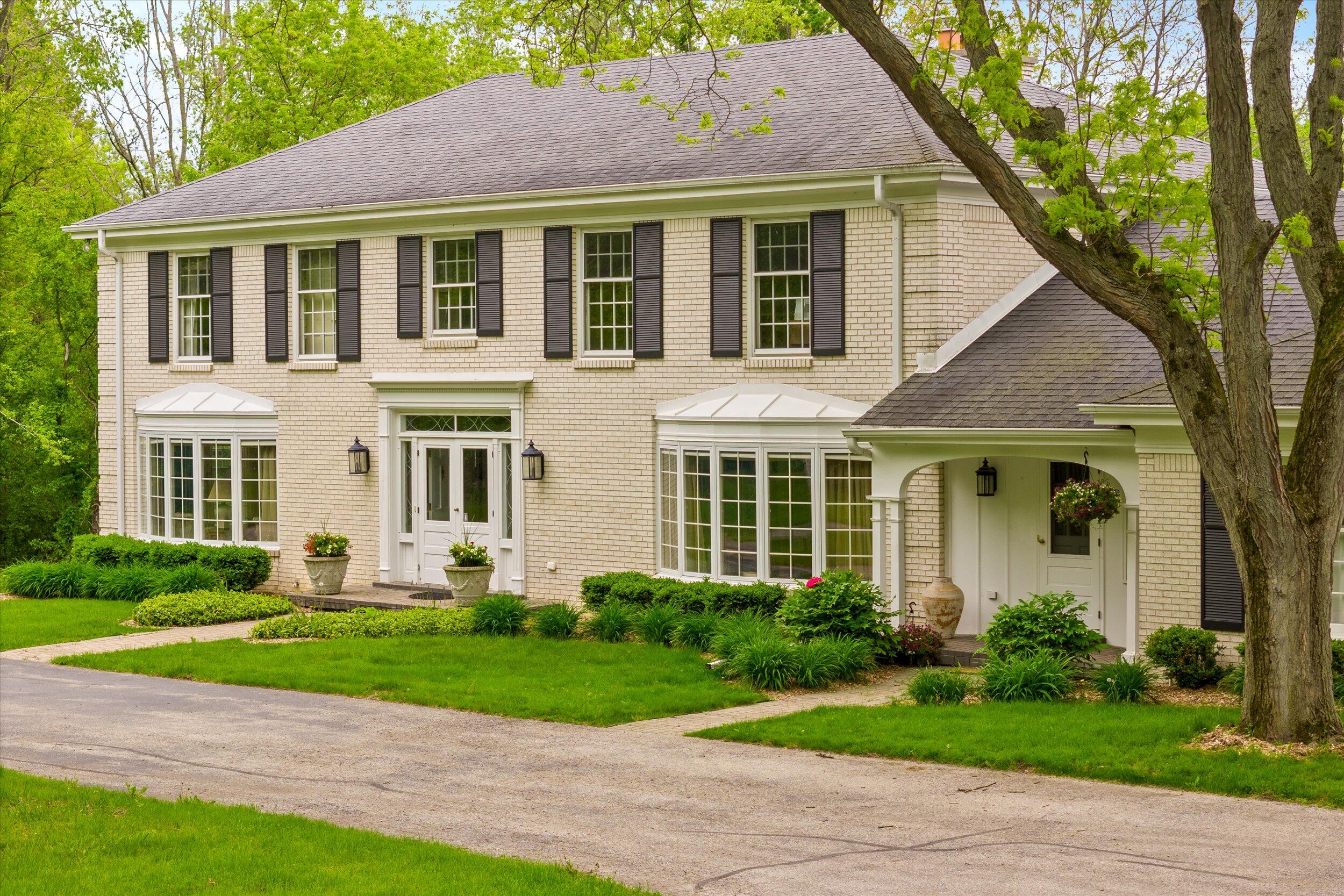 Mequon, Wisconsin, 53097, United States, 5 Bedrooms Bedrooms, ,5 BathroomsBathrooms,Residential,For Sale,1907648