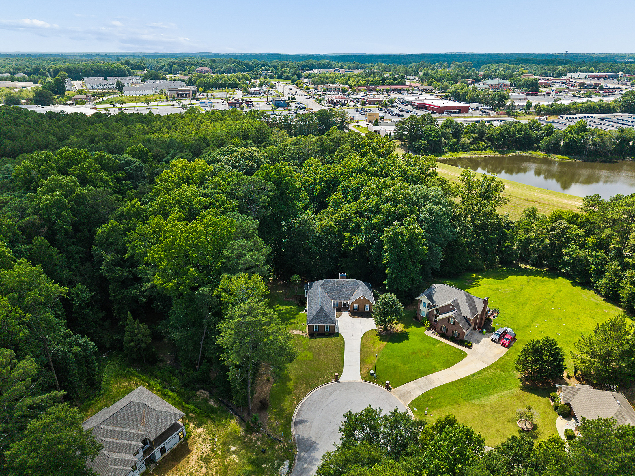  Beautifully Refreshed Ranch Nestled on an Expansive Cul-de-sac Lot - 物件實景