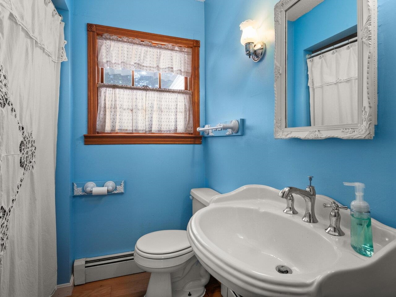 Essex, Vermont, 05452, United States, 4 Bedrooms Bedrooms, ,2 BathroomsBathrooms,Residential,For Sale,1927530