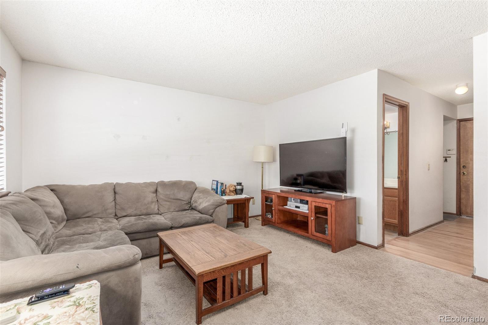 Aurora, Colorado, 80013, United States, 4 Bedrooms Bedrooms, ,4 BathroomsBathrooms,Residential,For Sale,1937702