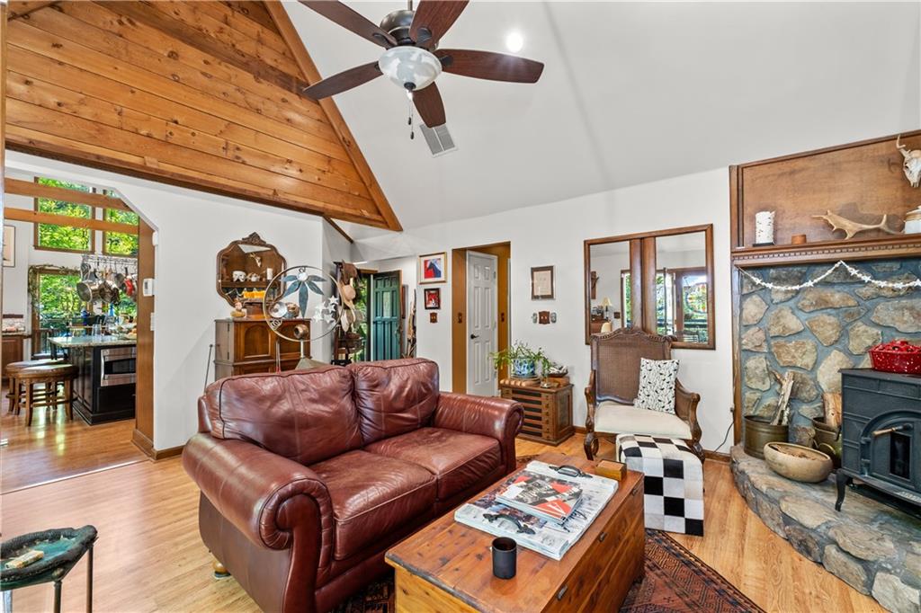 Canton, Georgia, 30114, United States, 4 Bedrooms Bedrooms, ,3 BathroomsBathrooms,Residential,For Sale,1934222