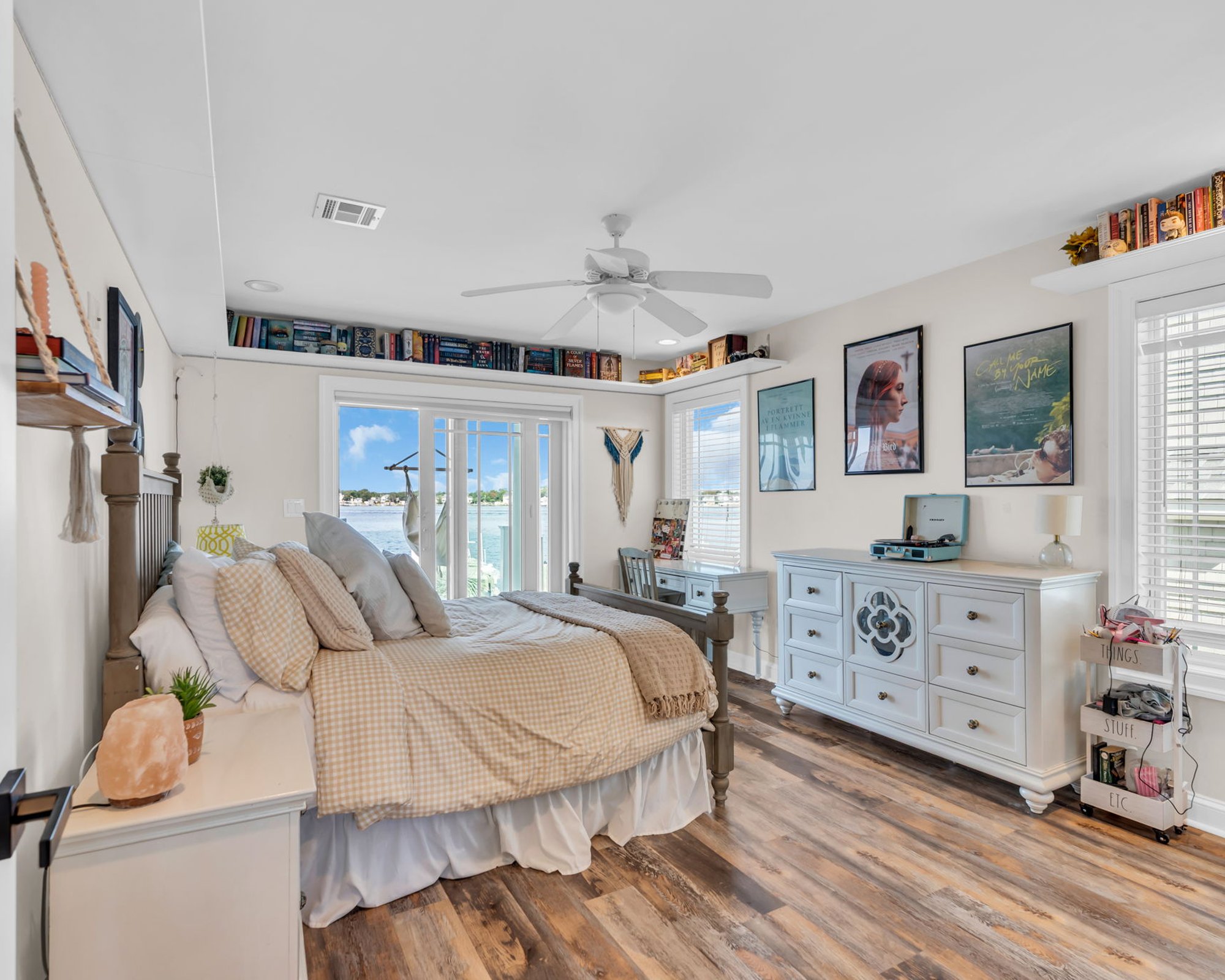  Finely Crafted Riverfront Luxury in Sandy Point - 物件實景