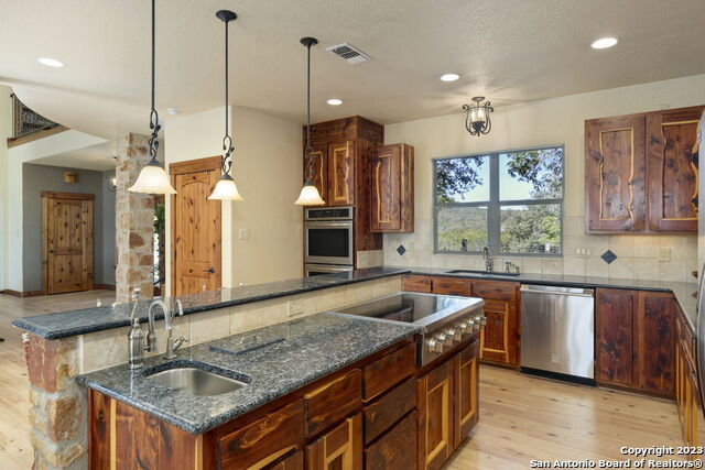 Bandera, Texas, 78003, United States, 4 Bedrooms Bedrooms, ,3 BathroomsBathrooms,Residential,For Sale,1866275