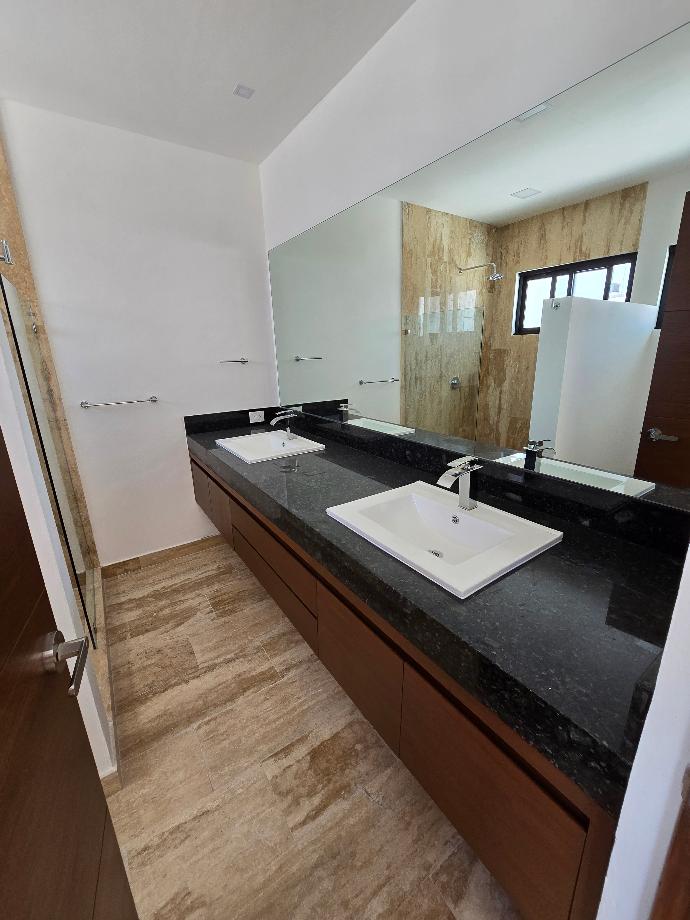 RIO, Benito Juárez, Quintana Roo, 77500, Mexico, 4 Bedrooms Bedrooms, ,3 BathroomsBathrooms,Residential,For Sale,RIO,1577861