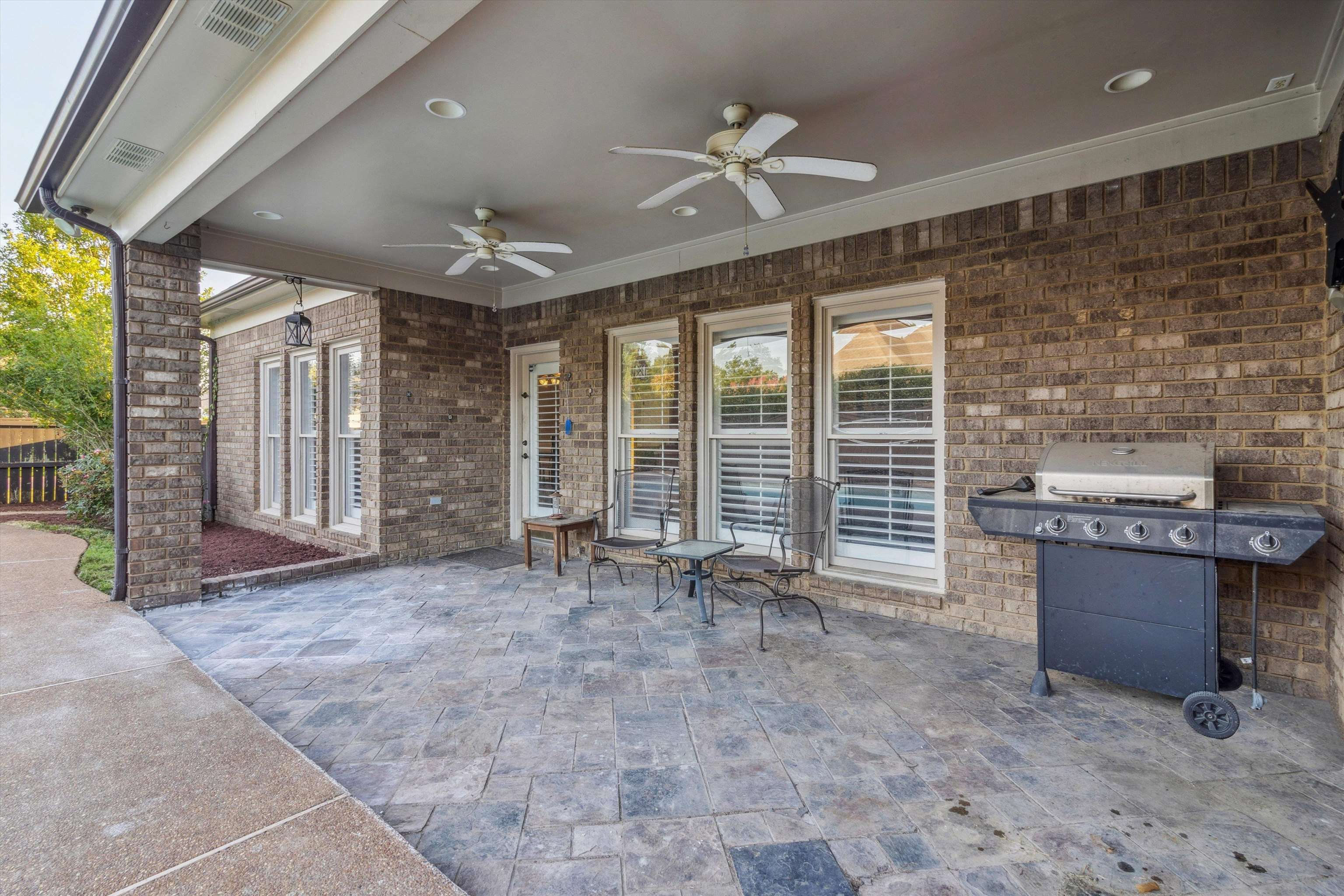 Collierville, Tennessee, 38017, United States, 5 Bedrooms Bedrooms, ,3 BathroomsBathrooms,Residential,For Sale,1907336