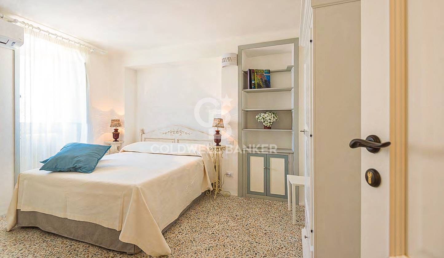 Galatina, Lecce, 73013, IT, 7 Bedrooms Bedrooms, ,9 BathroomsBathrooms,Residential,For Sale,1768182