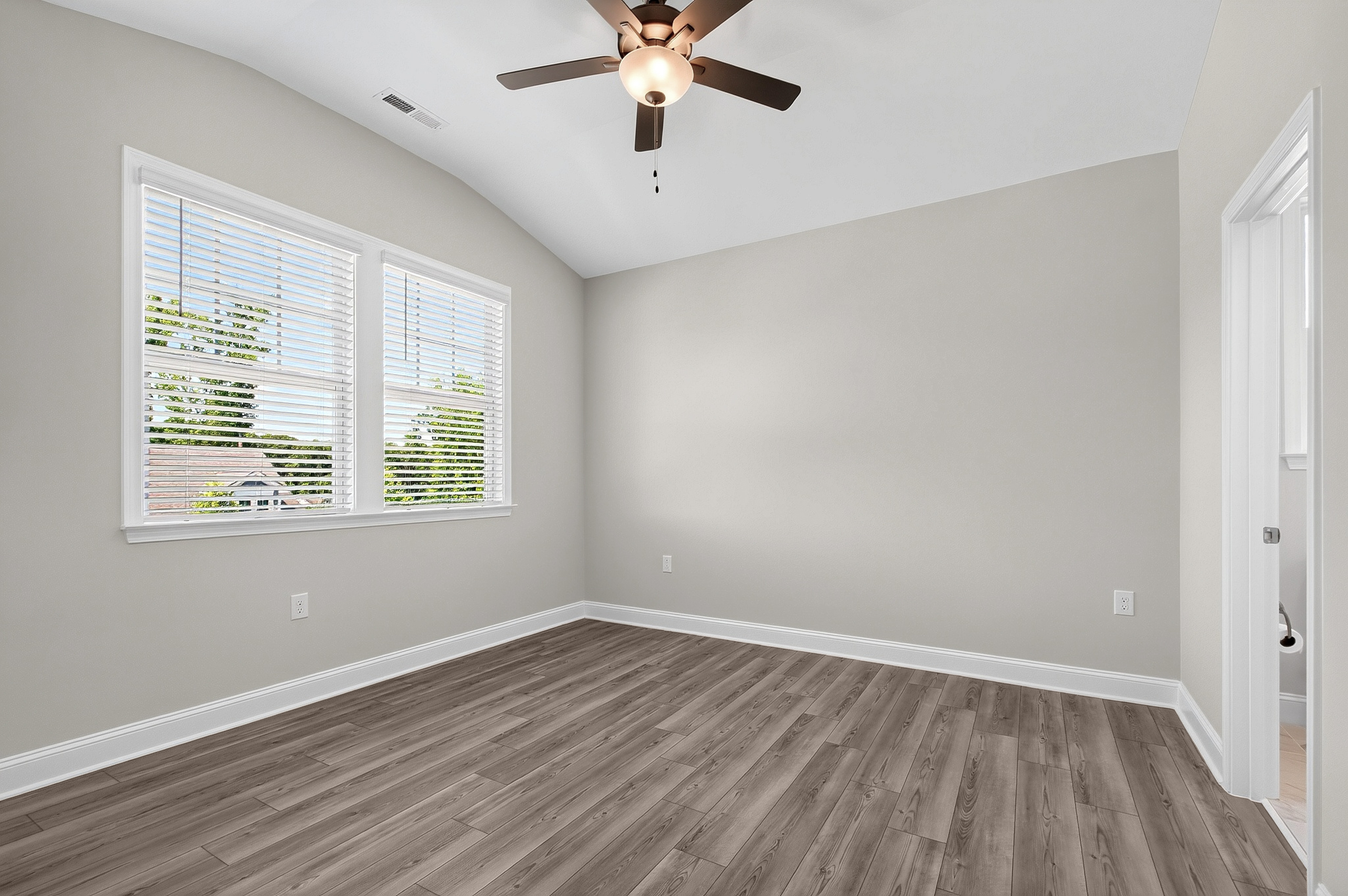  1300 Commons Ford Place, Apex, NC 27539 - 物件實景