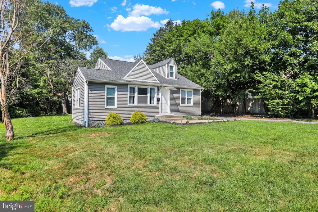 Morrisville, Pennsylvania, 19067, United States, 3 Bedrooms Bedrooms, ,2 BathroomsBathrooms,Residential,For Sale,1907404