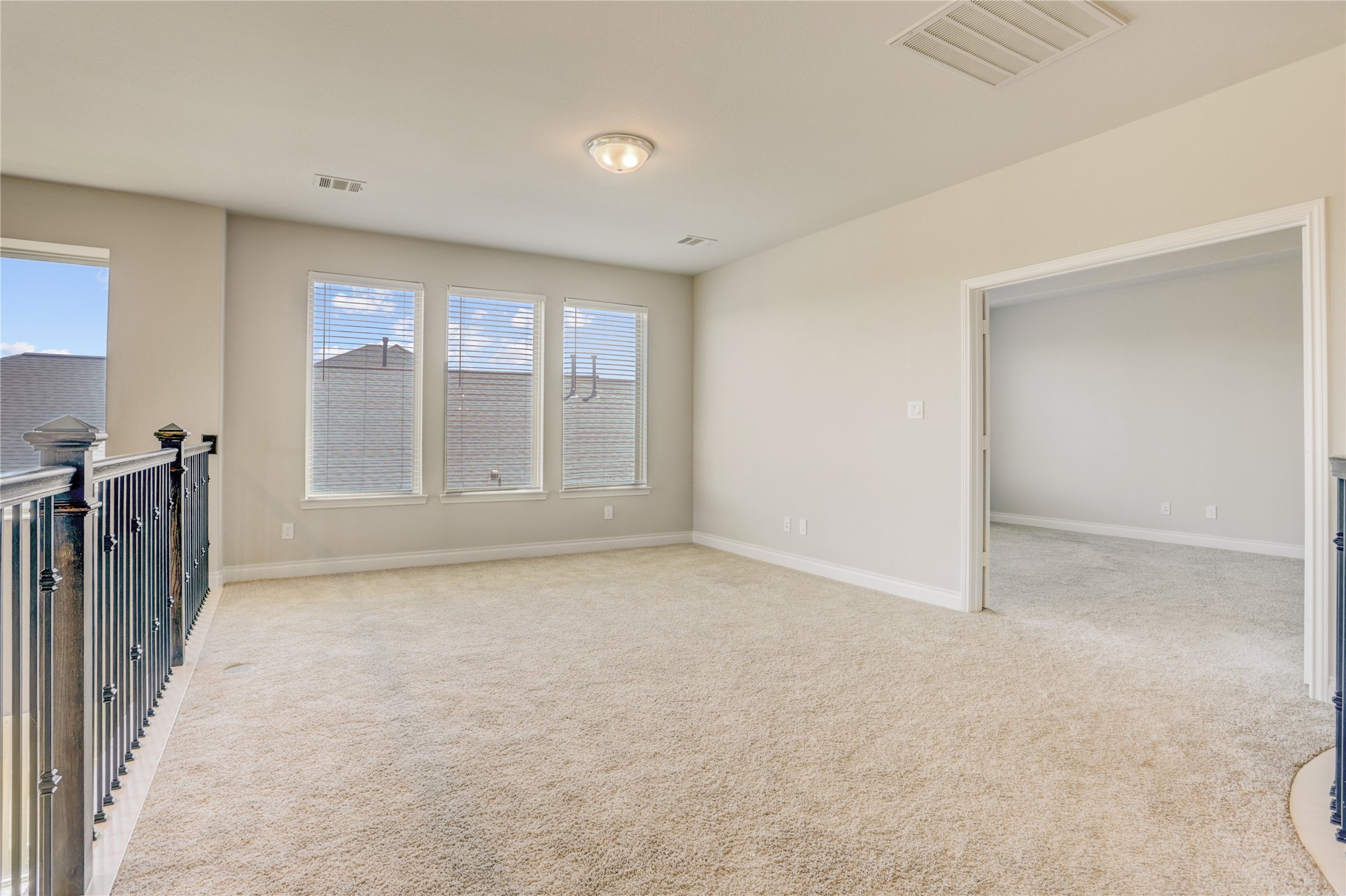 6907 Pondhawk Drive - 物件實景