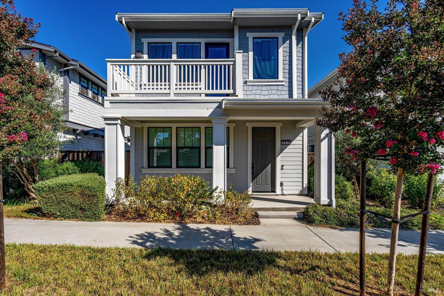 Chiquita Rd, Healdsburg, CA 95448