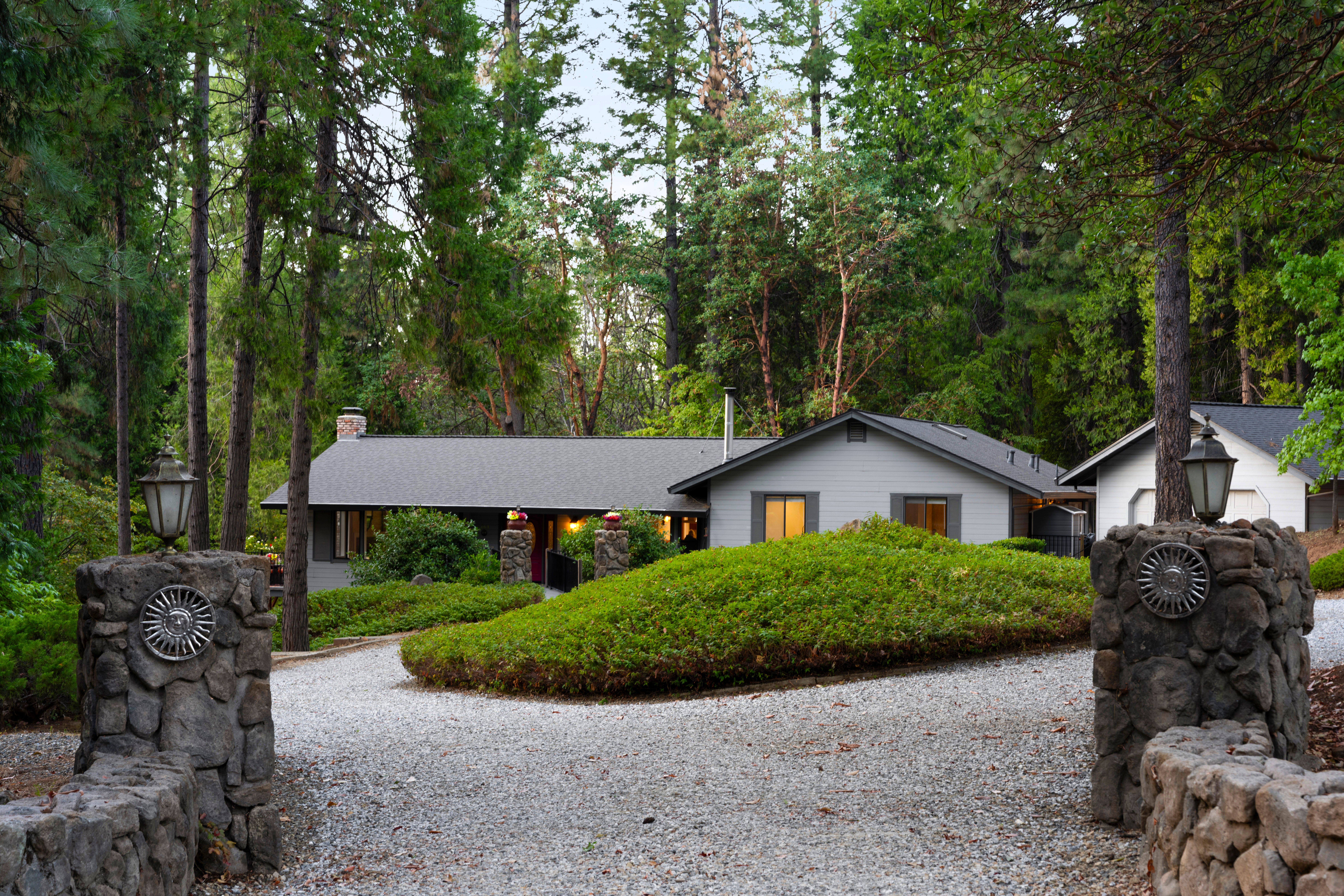  6161 Puerta Del Sol Road, Camino, CA 95709 - 物件實景