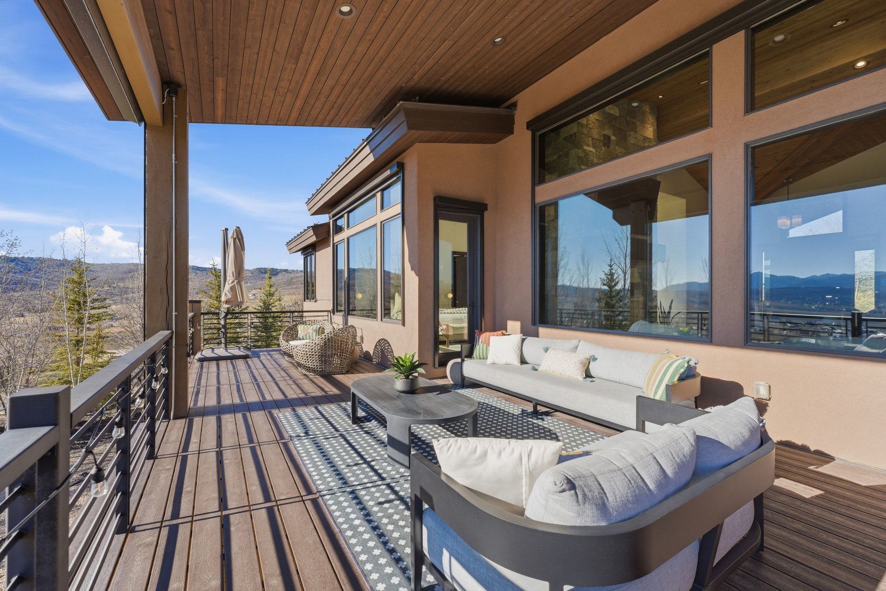  Beautiful Home with Forever Unobstructed Views on 10 Acres - 物件實景