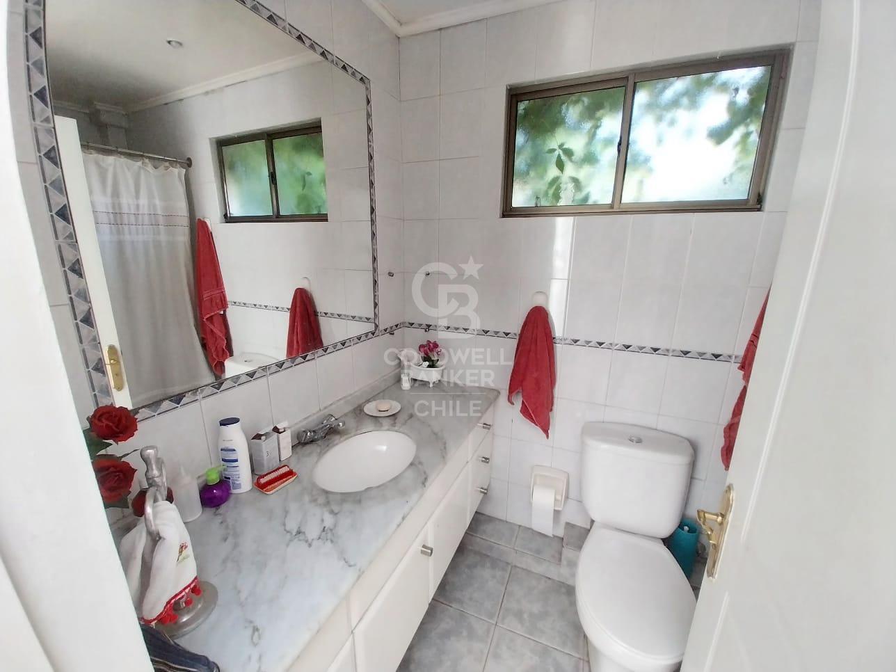 La Reina, Chile, 5 Bedrooms Bedrooms, ,4 BathroomsBathrooms,Residential,For Sale,1728791