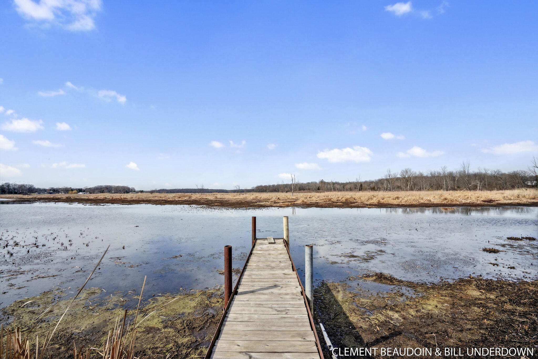 Fennville, Michigan, 49408, United States, 5 Bedrooms Bedrooms, ,7 BathroomsBathrooms,Residential,For Sale,1973707