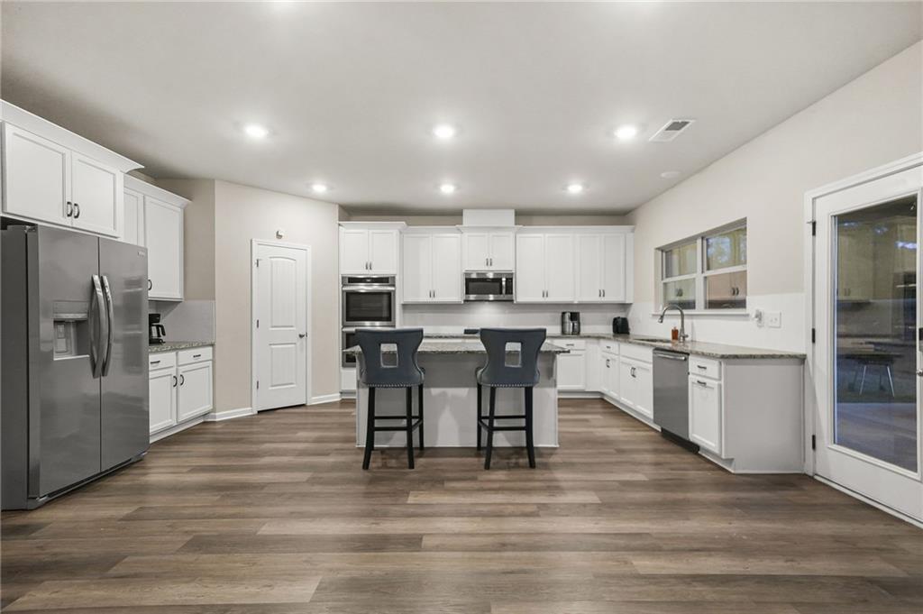 Fayetteville, Georgia, 30215, United States, 5 Bedrooms Bedrooms, ,3 BathroomsBathrooms,Residential,For Sale,2048268