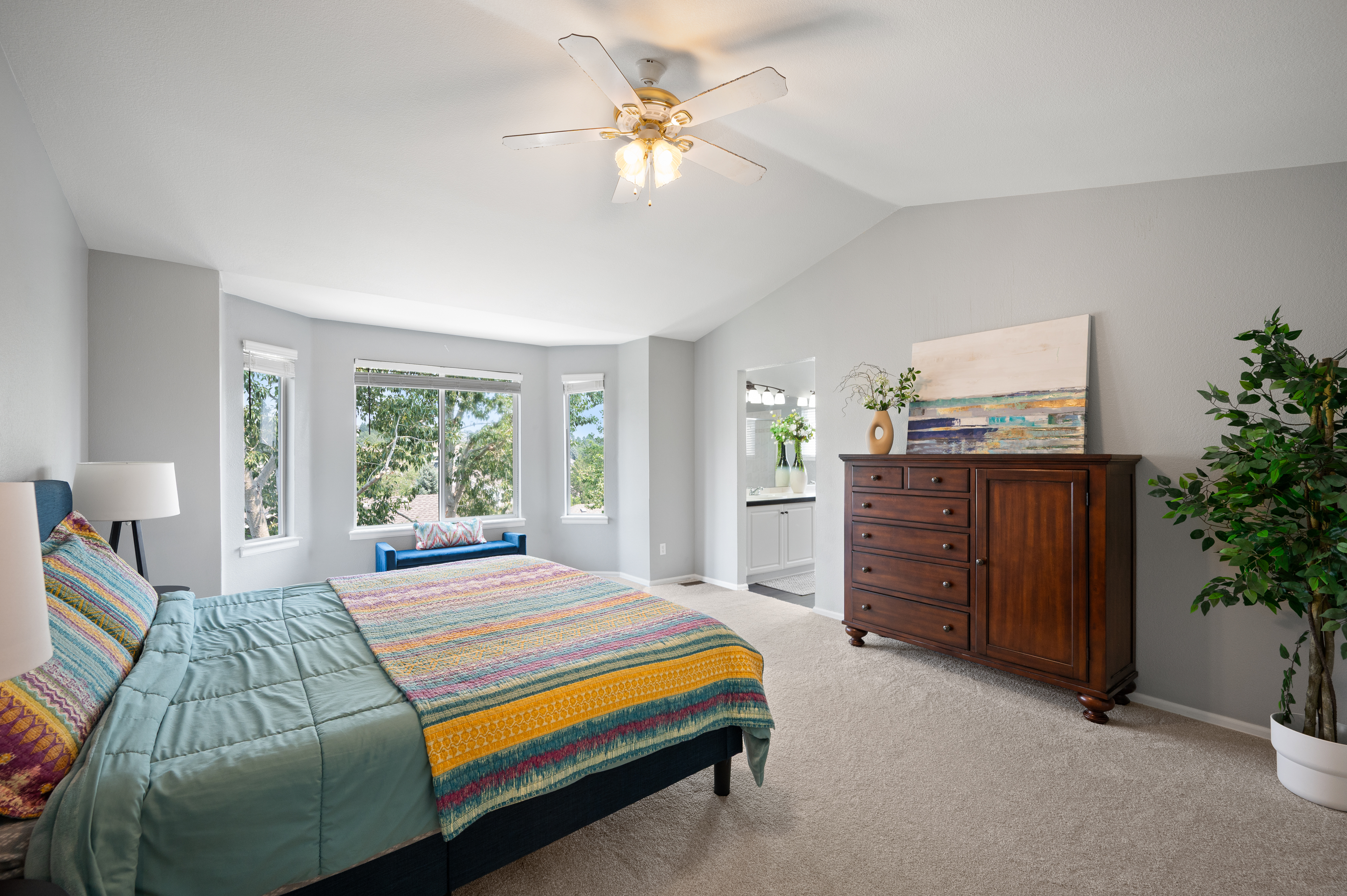  Comfort, Flexibility And Exceptional Potential In This Castle Pines Home - 物件實景