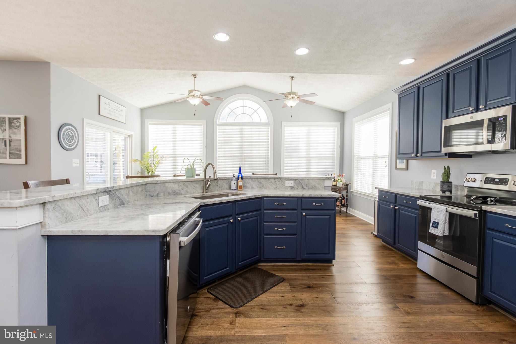 Saint Inigoes, Maryland, 20684, United States, 4 Bedrooms Bedrooms, ,4 BathroomsBathrooms,Residential,For Sale,2005176