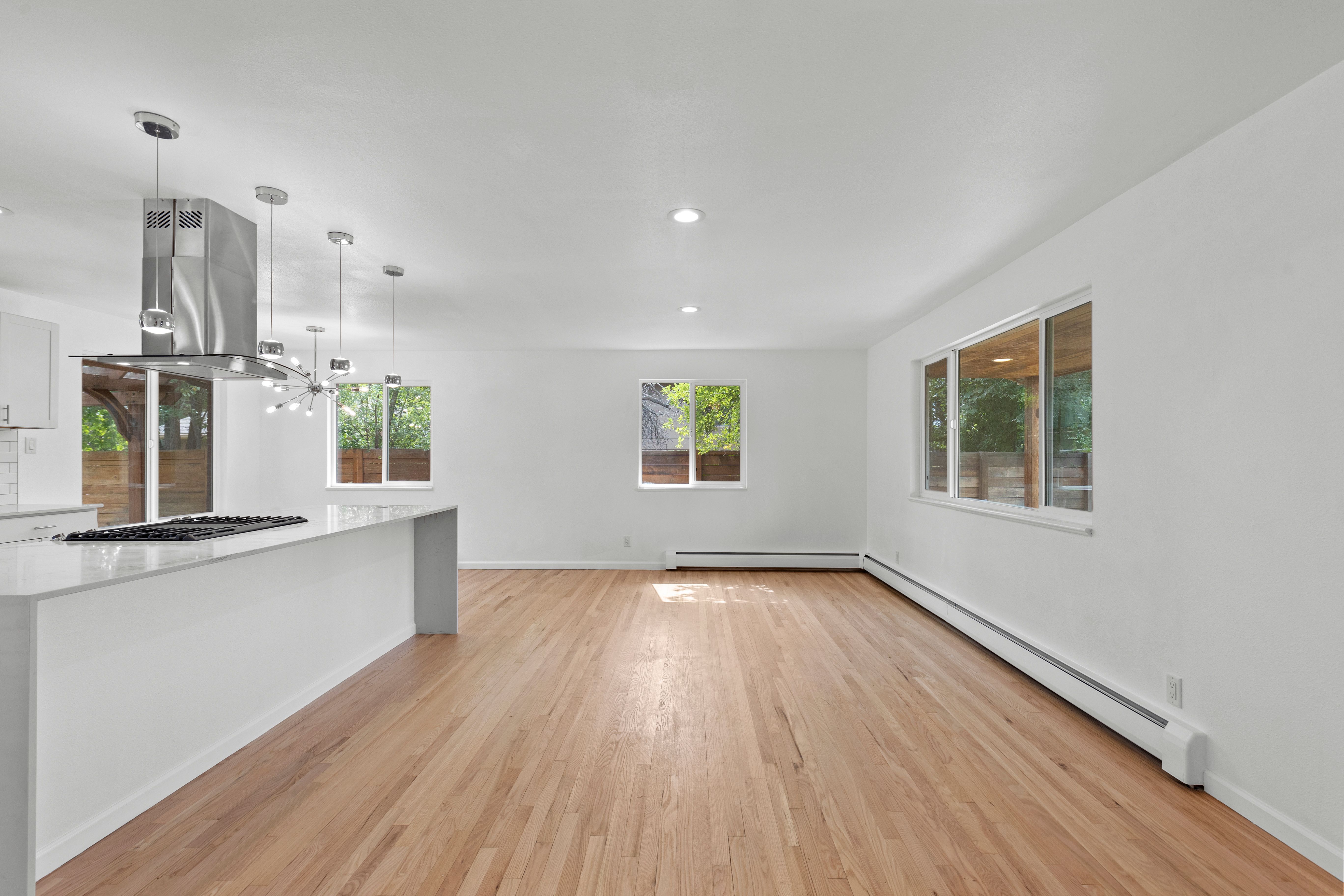  Fully Renovated and Beautifully Reimagined in Sought-After Hilltop South - 物件實景