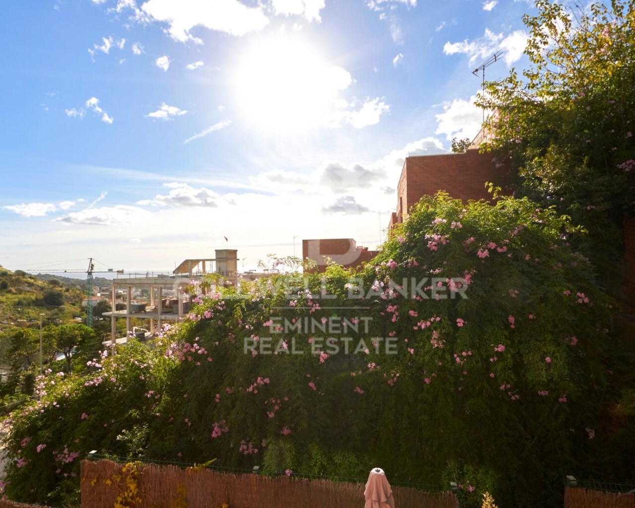 Barcelona, Catalonia, ES, 2 Bedrooms Bedrooms, ,2 BathroomsBathrooms,Residential,For Sale,1972733