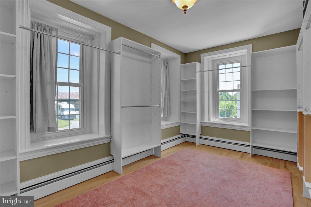 Mohrsville, Pennsylvania, 19541, United States, 4 Bedrooms Bedrooms, ,2 BathroomsBathrooms,Residential,For Sale,1827431