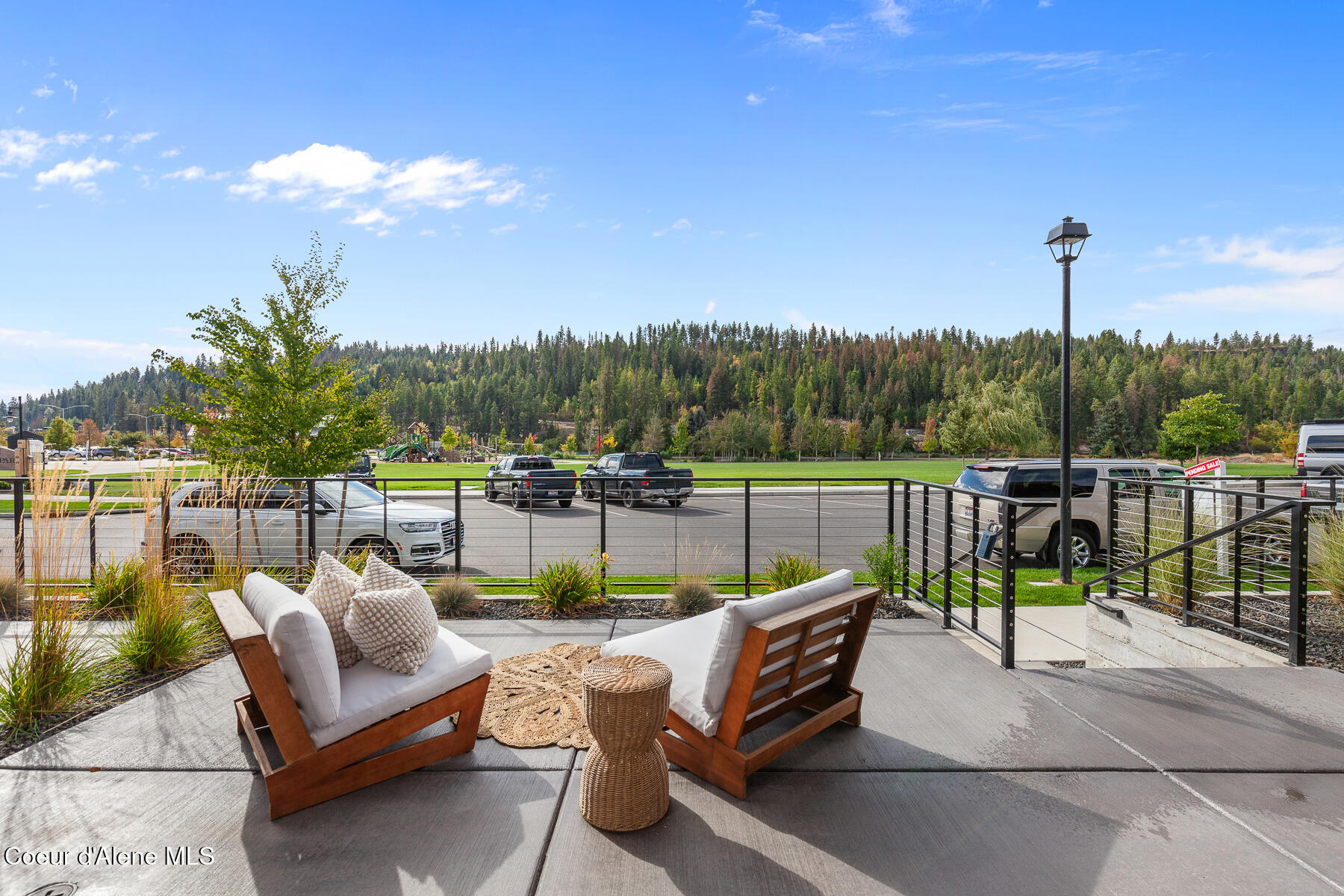 Coeur d'Alene, Idaho, 83815, United States, 2 Bedrooms Bedrooms, ,3 BathroomsBathrooms,Residential,For Sale,2006404