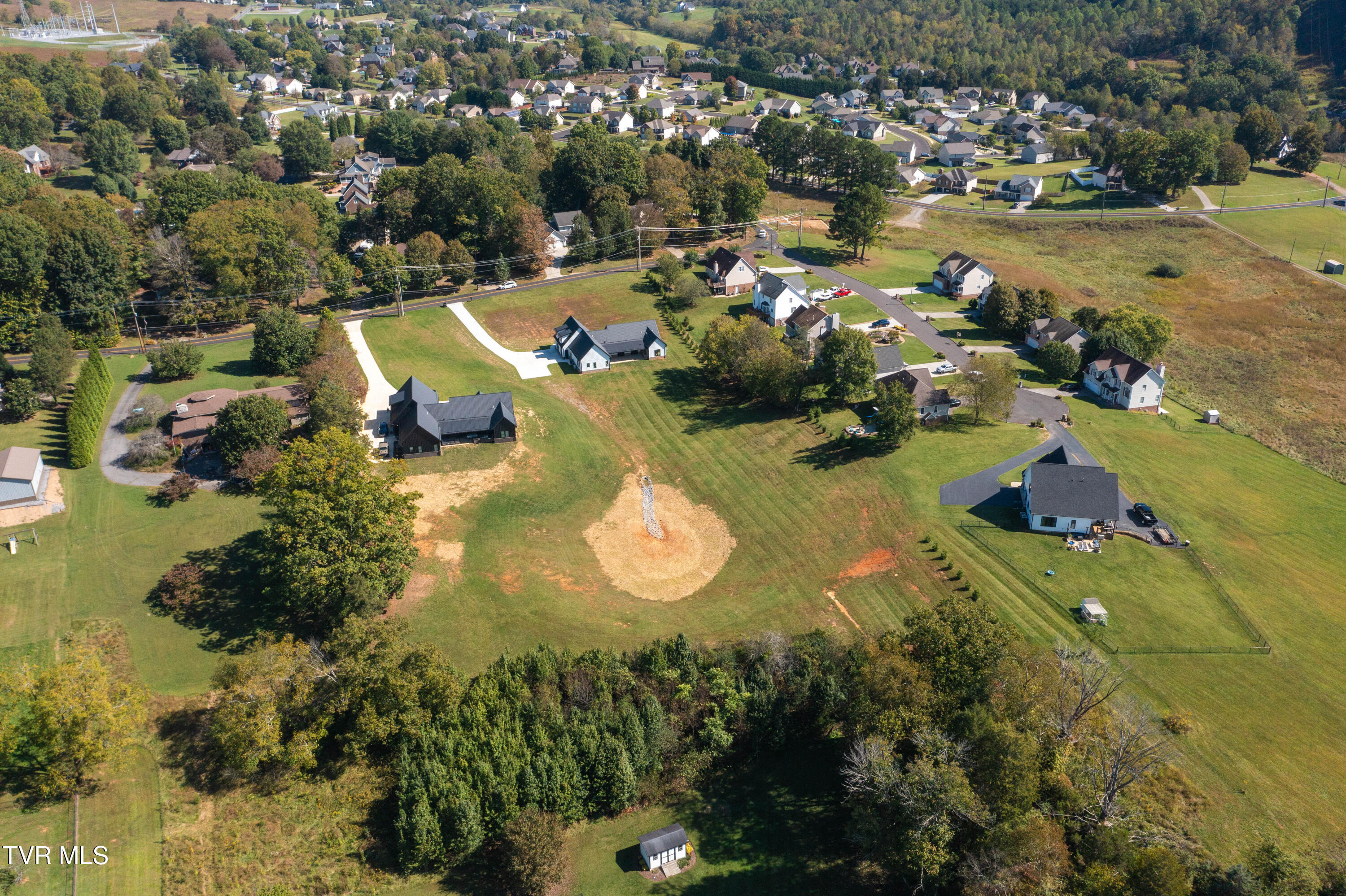 Kingsport, Tennessee, 37664, United States, 4 Bedrooms Bedrooms, ,4 BathroomsBathrooms,Residential,For Sale,1981214