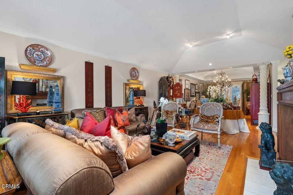 Pasadena, California, 91105, United States, 3 Bedrooms Bedrooms, ,2 BathroomsBathrooms,Residential,For Sale,1941777