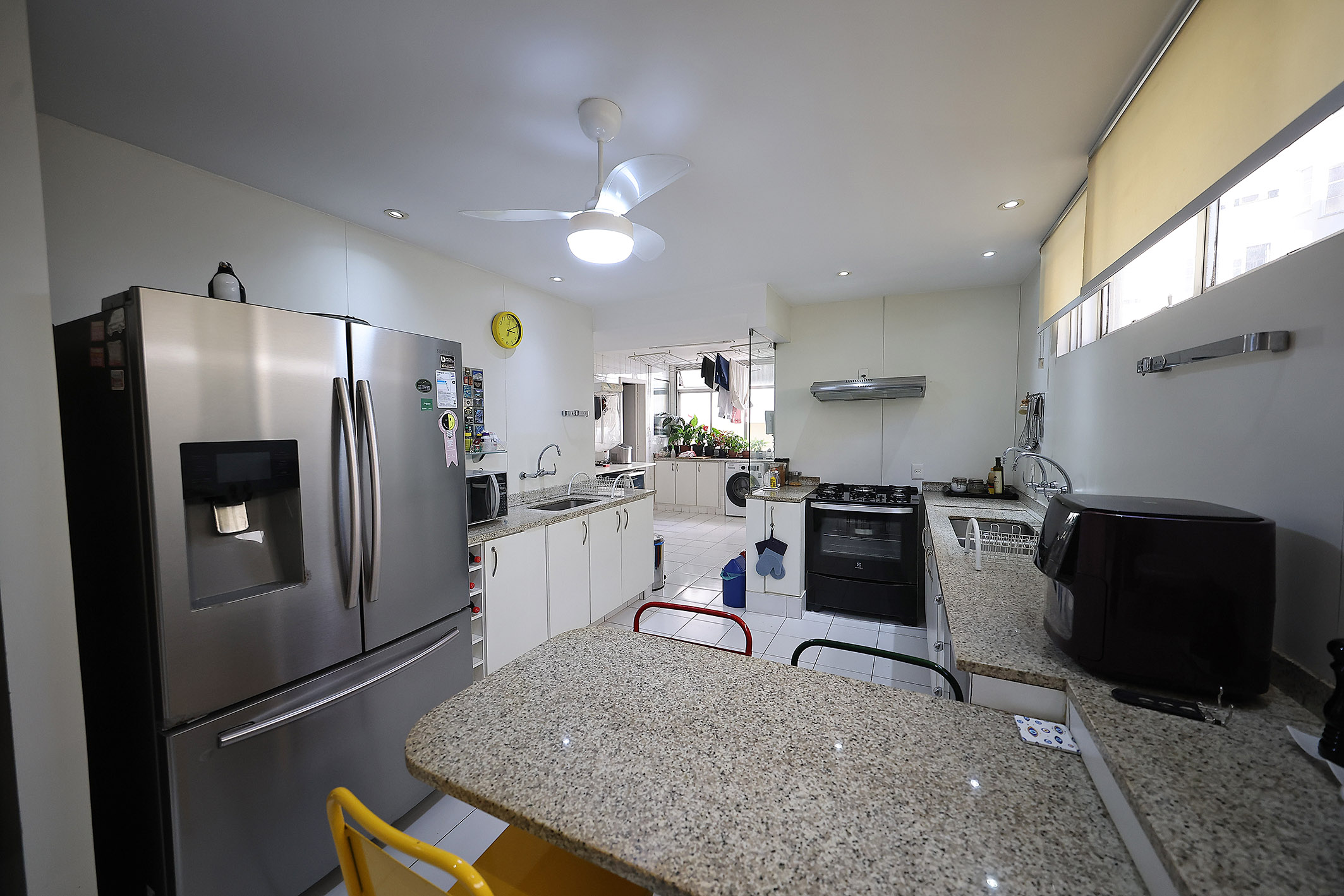 Apartment with Open Views and a Circular Layout Near the Beach - 物件實景