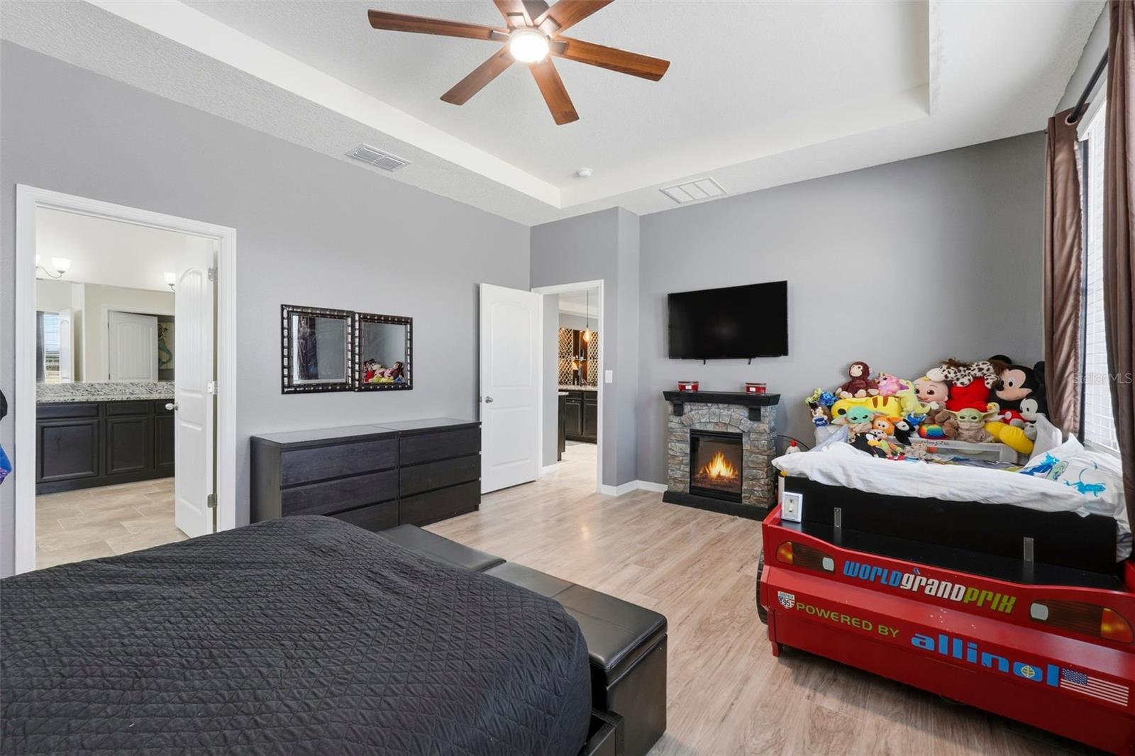 KISSIMMEE, Florida, 34744, United States, 4 Bedrooms Bedrooms, ,4 BathroomsBathrooms,Residential,For Sale,1986116