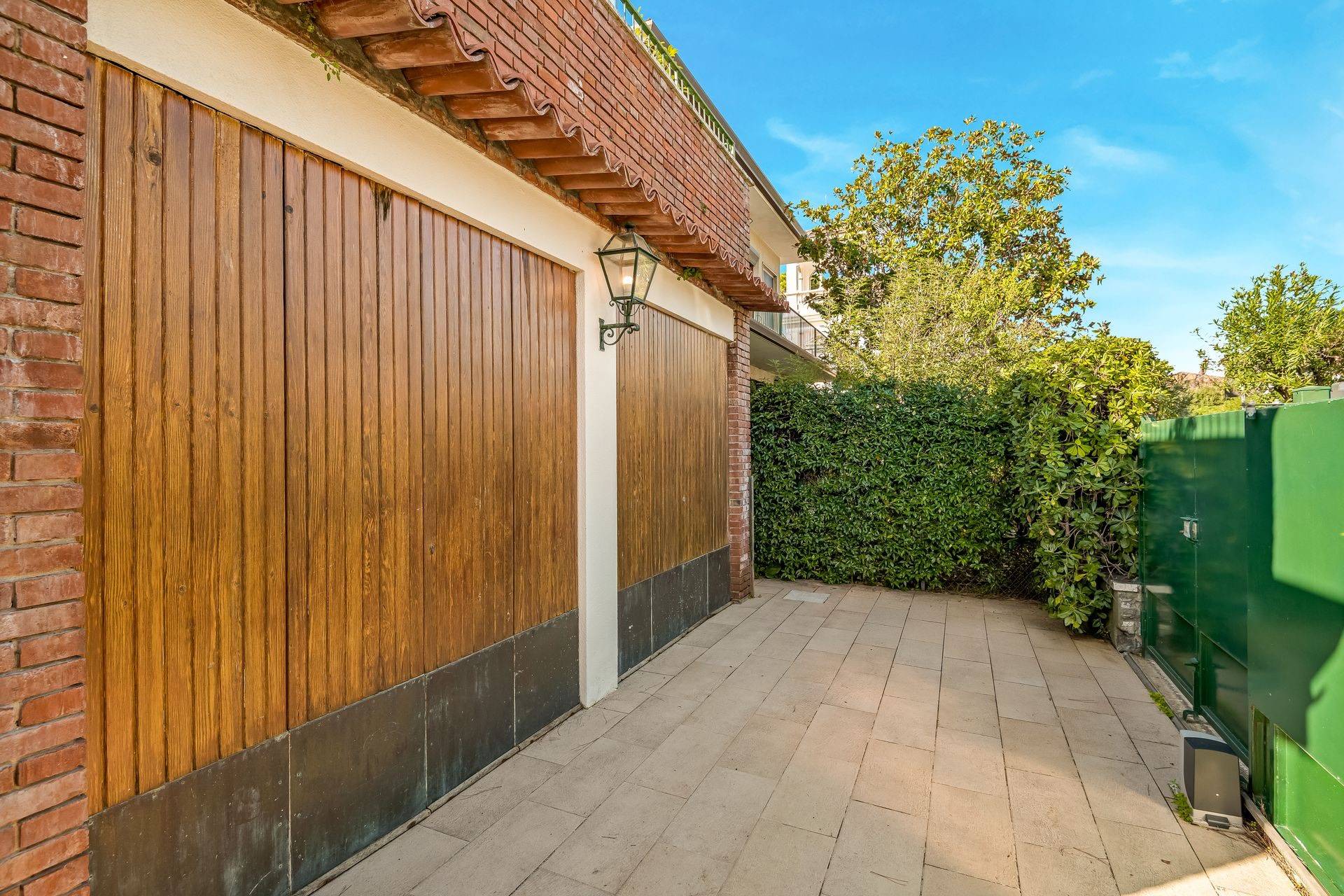 via solferino, Forte dei Marmi, Lucca, 55042, IT, 6 Bedrooms Bedrooms, ,5 BathroomsBathrooms,Residential,For Sale,via solferino,1651035