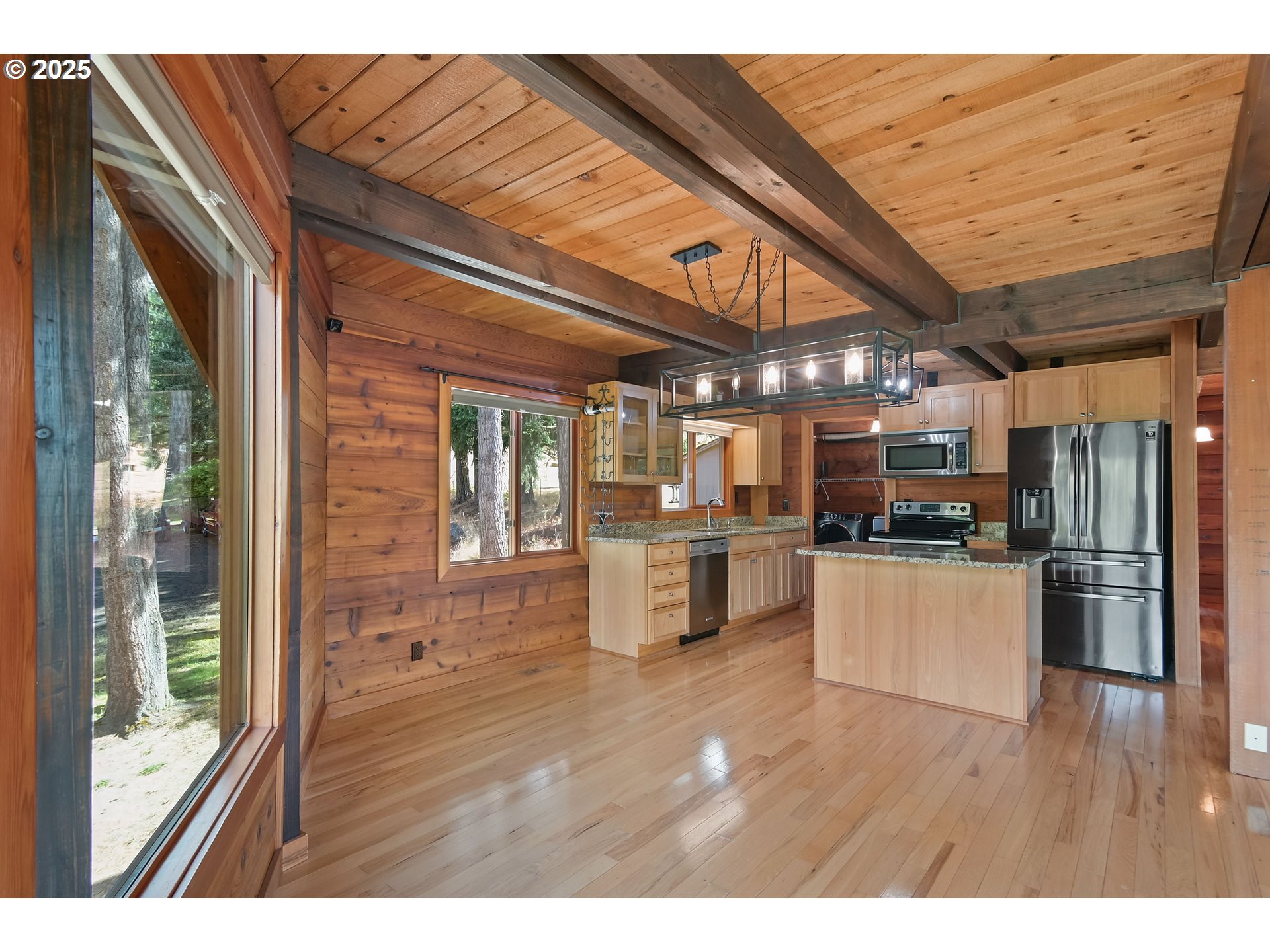 Kalama, Washington, 98625, United States, 3 Bedrooms Bedrooms, ,2 BathroomsBathrooms,Residential,For Sale,1988010