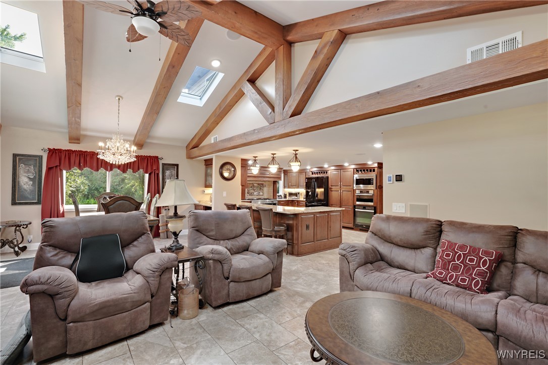 Lewiston, New York, 14092, United States, 4 Bedrooms Bedrooms, ,3 BathroomsBathrooms,Residential,For Sale,1916112