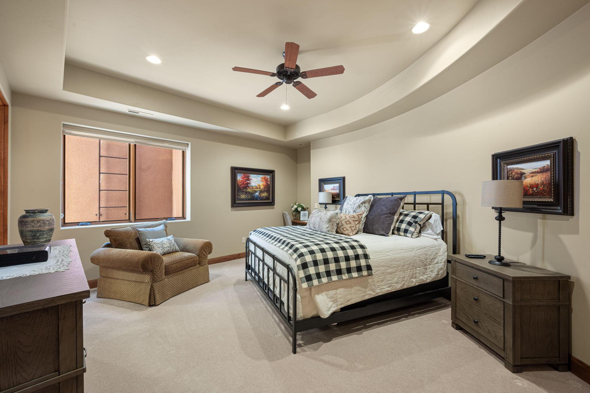 St George, Utah, 84770, United States, 6 Bedrooms Bedrooms, ,7 BathroomsBathrooms,Residential,For Sale,2049159