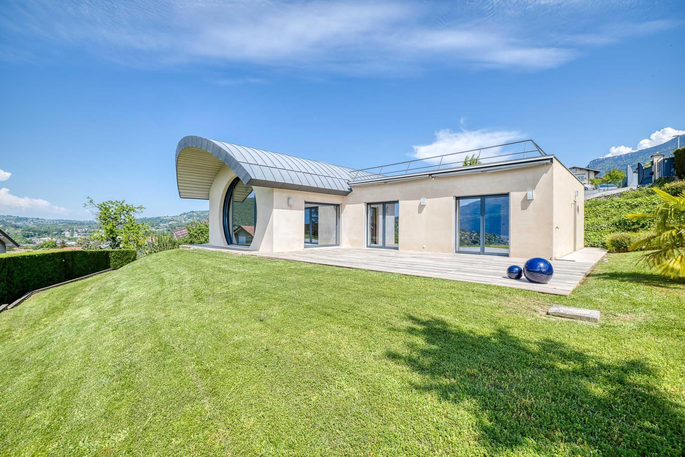  Contemporary Villa with Lake and Mountain Panorama - 物件實景