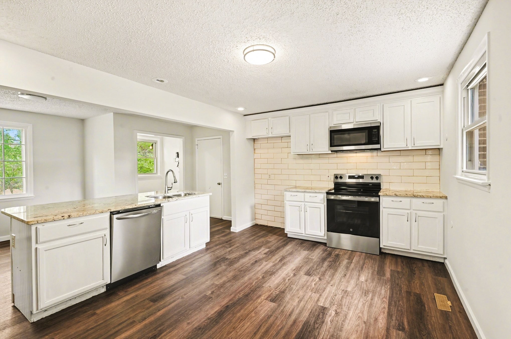  502 Maplewood Dr, Greenbrier, TN, 37073 - 物件實景