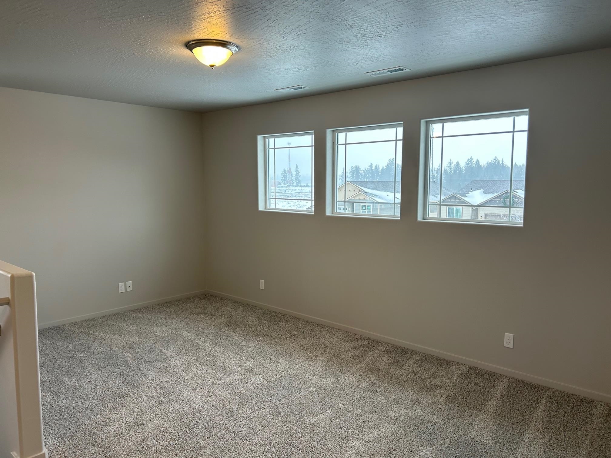 Spokane Valley, Washington, 99016, United States, 4 Bedrooms Bedrooms, ,3 BathroomsBathrooms,Residential,For Sale,1867495