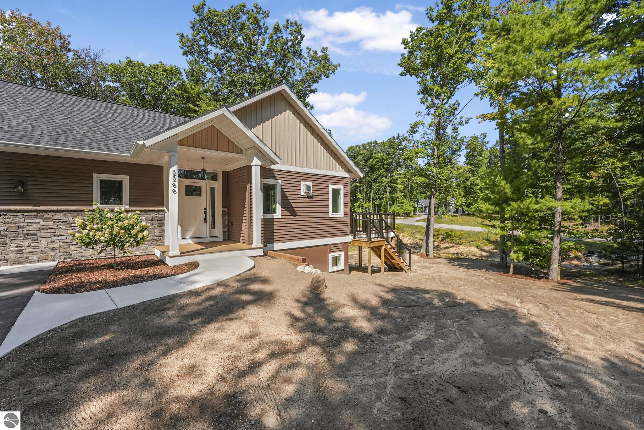 Traverse City, Michigan, 49684, United States, 3 Bedrooms Bedrooms, ,2 BathroomsBathrooms,Residential,For Sale,2011306