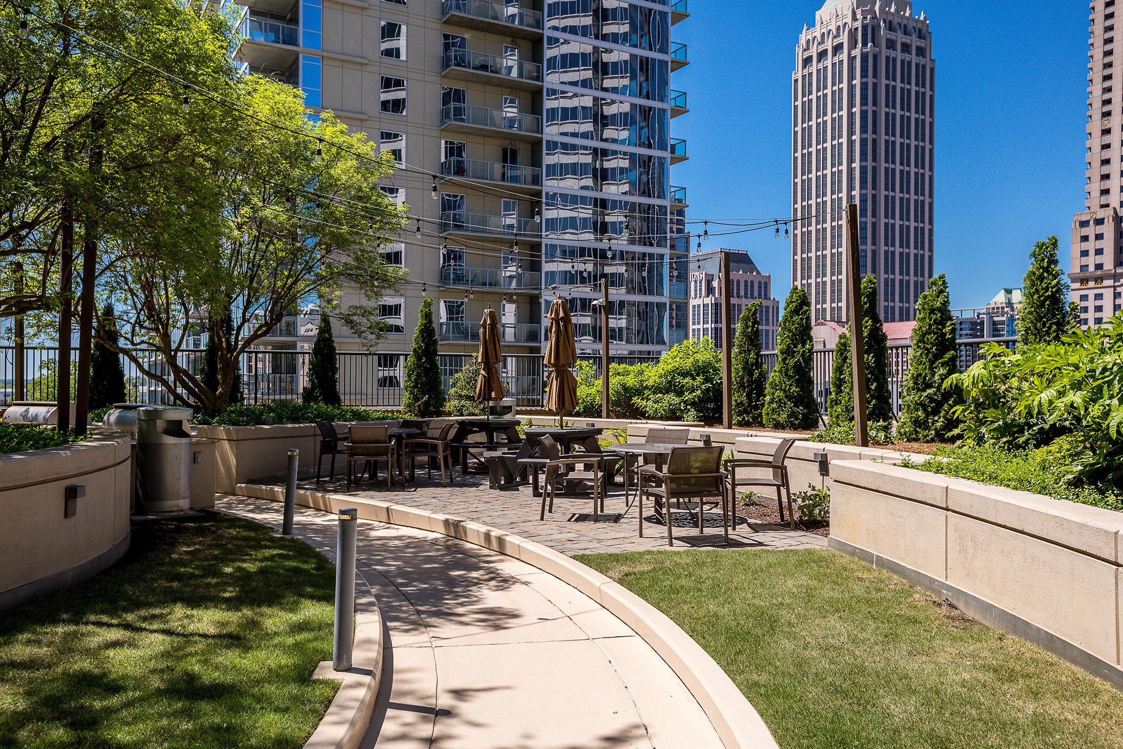  Stunning Southwest Views from Corner Residence at 1010 Midtown - 物件實景