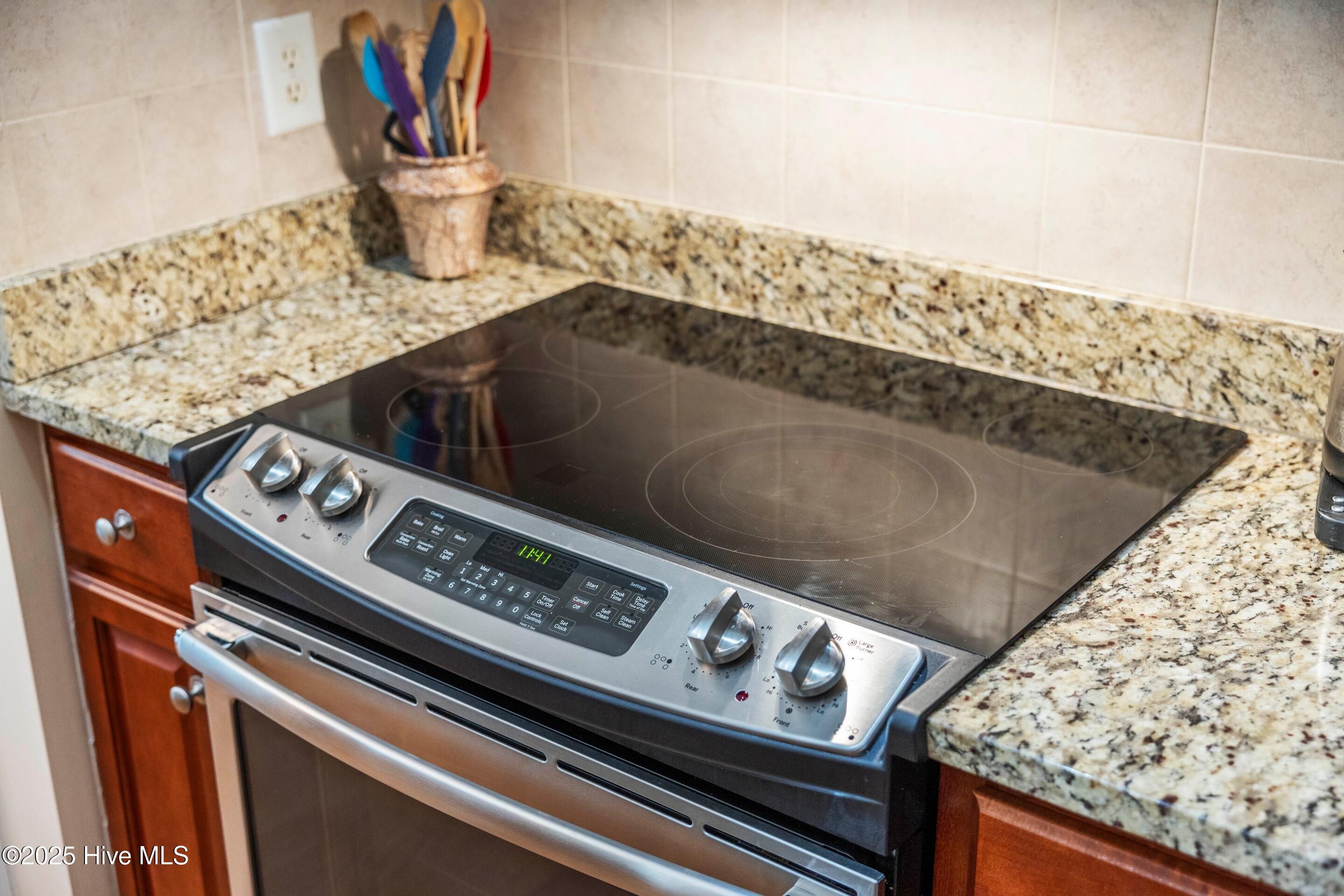 Bolivia, North Carolina, 28422, United States, 4 Bedrooms Bedrooms, ,3 BathroomsBathrooms,Residential,For Sale,1992059