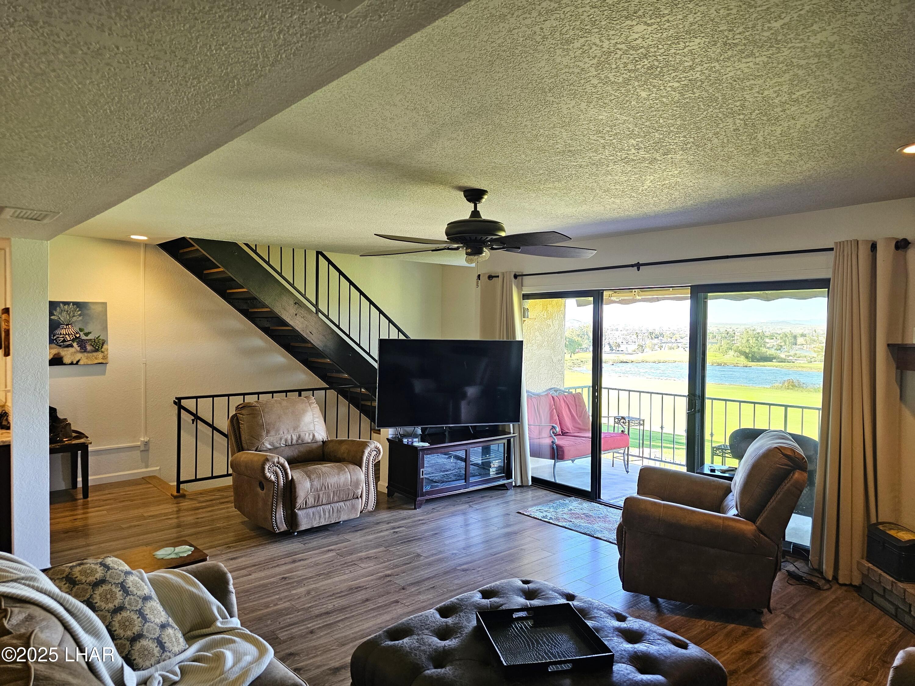 Lake Havasu City, Arizona, 86403, United States, 2 Bedrooms Bedrooms, ,3 BathroomsBathrooms,Residential,For Sale,2001999