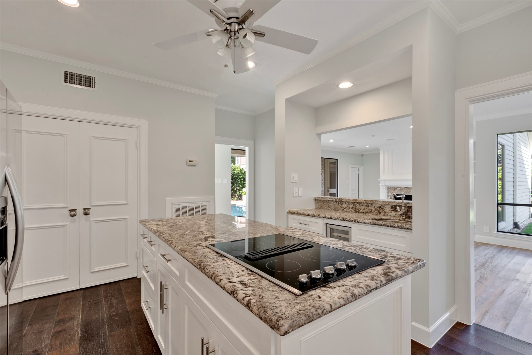 Houston, Texas, 77077, United States, 4 Bedrooms Bedrooms, ,4 BathroomsBathrooms,Residential,For Sale,1990335